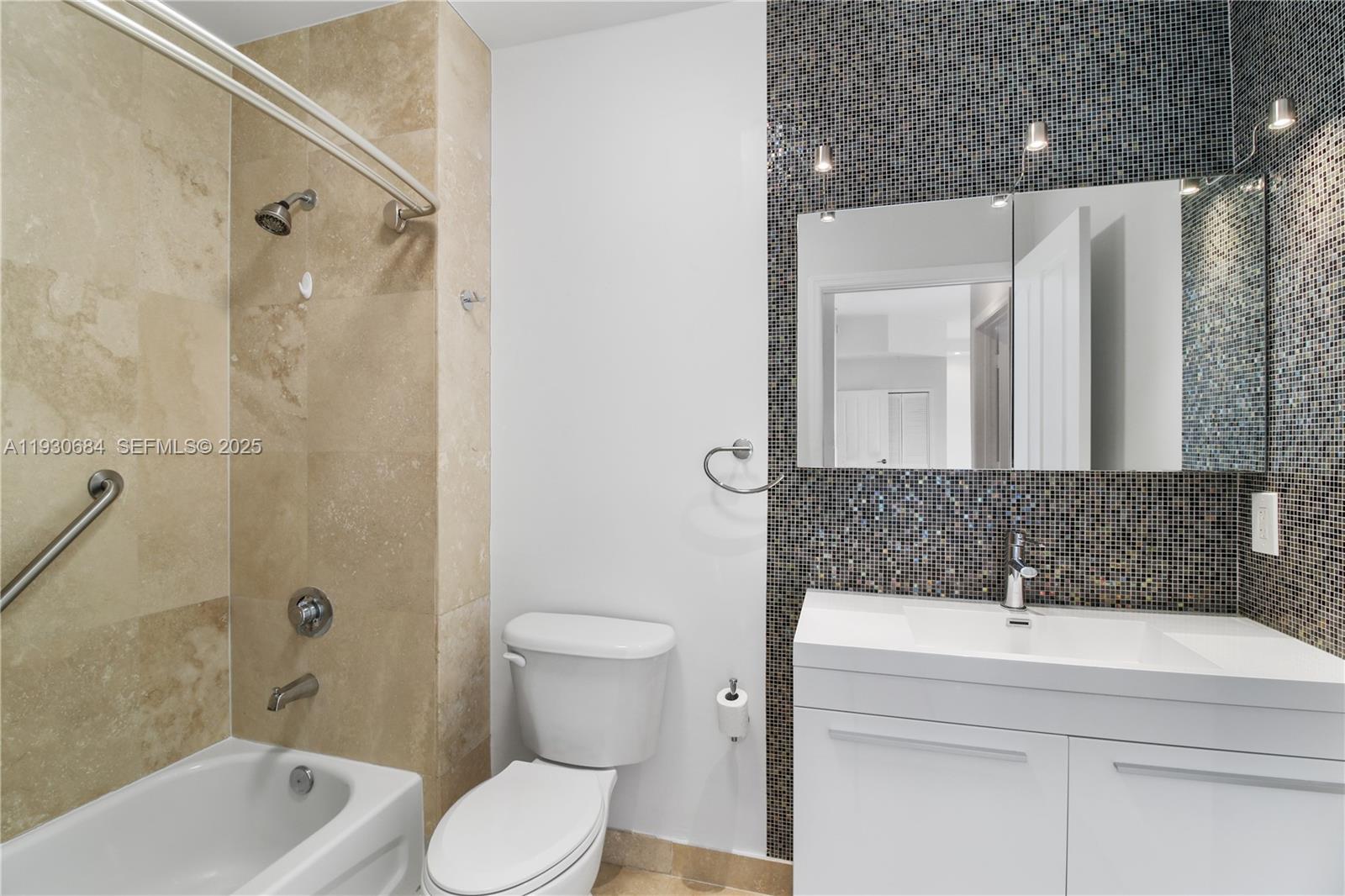 2650 SW 37th Ave #901 Miami, FL 33133