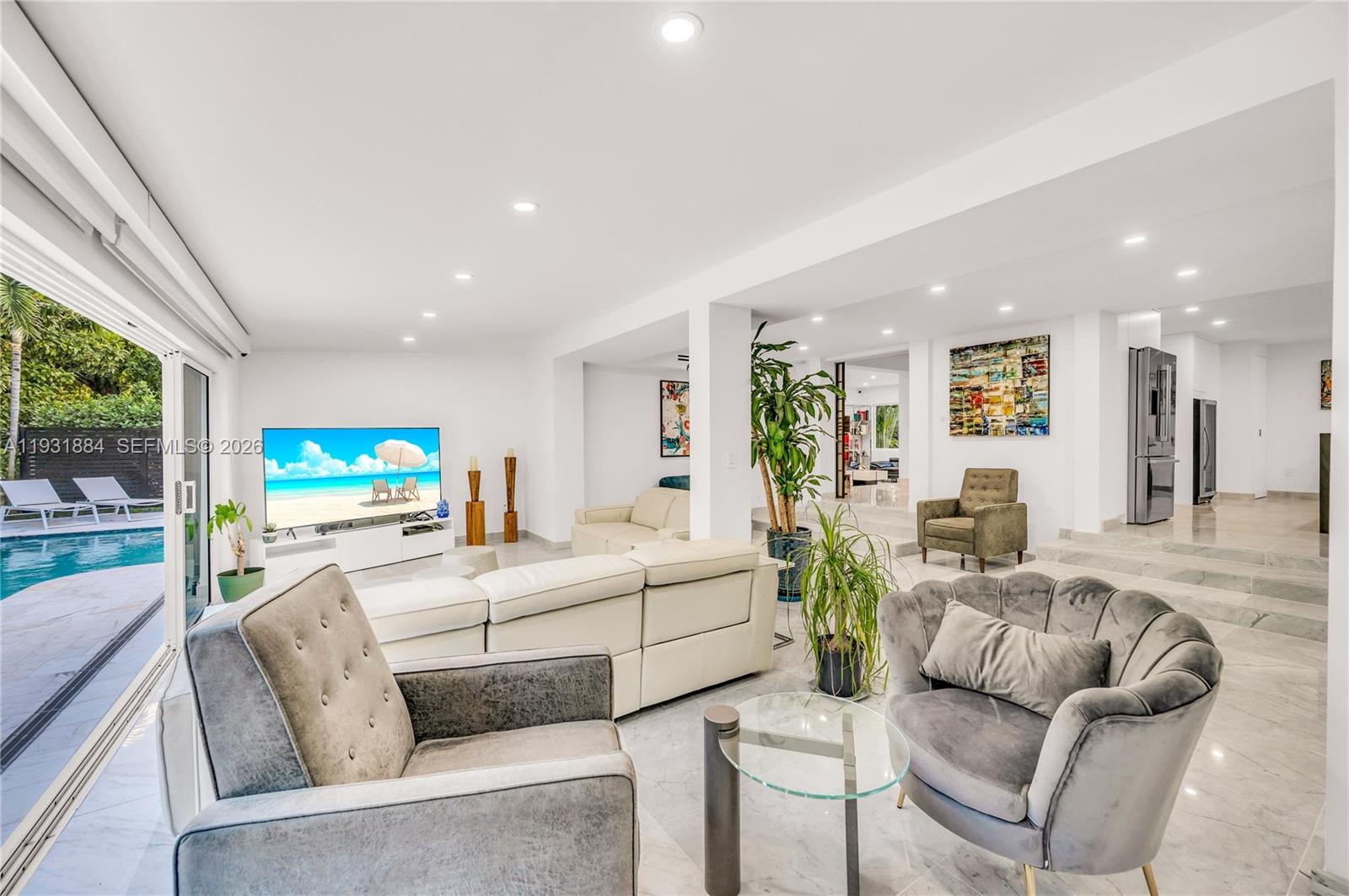 4321 Nautilus Dr Miami Beach, FL 33140