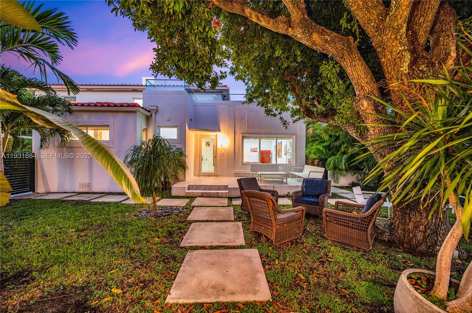 4321 Nautilus Dr Miami Beach, FL 33140