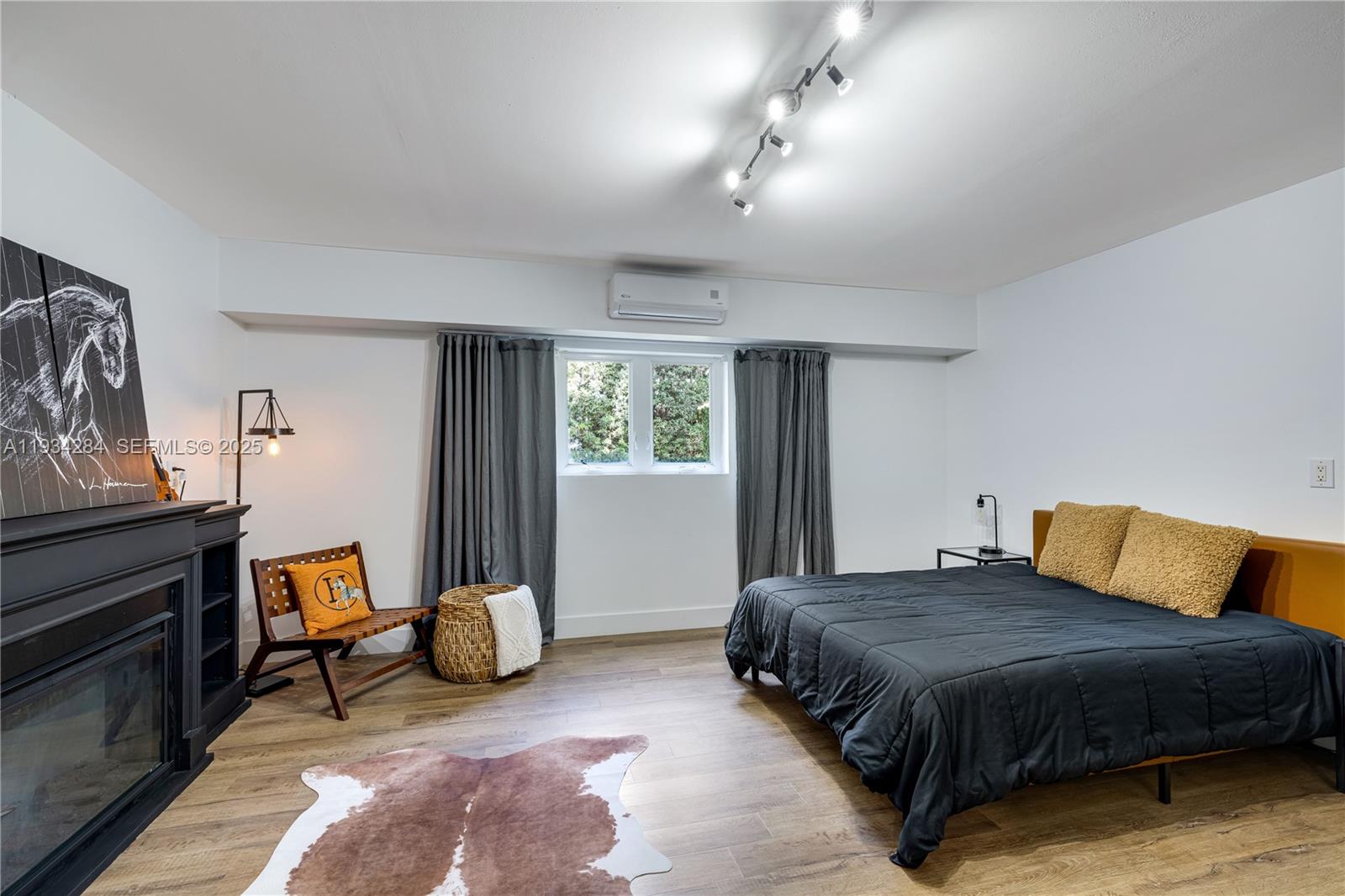 8000 Los Pinos Blvd Coral Gables, FL 33143