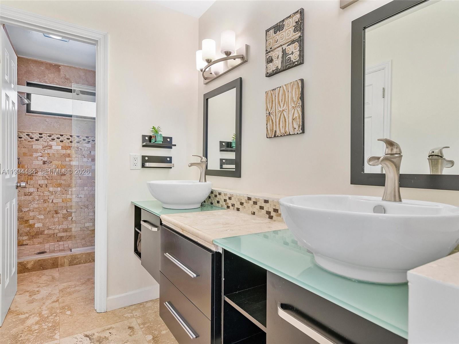 515 NE 38th St #10 Miami, FL 33137