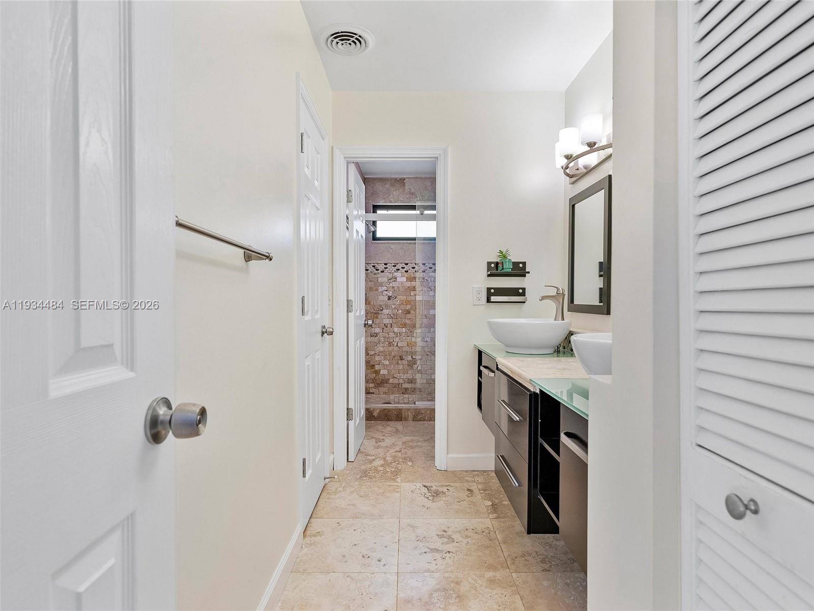 515 NE 38th St #10 Miami, FL 33137