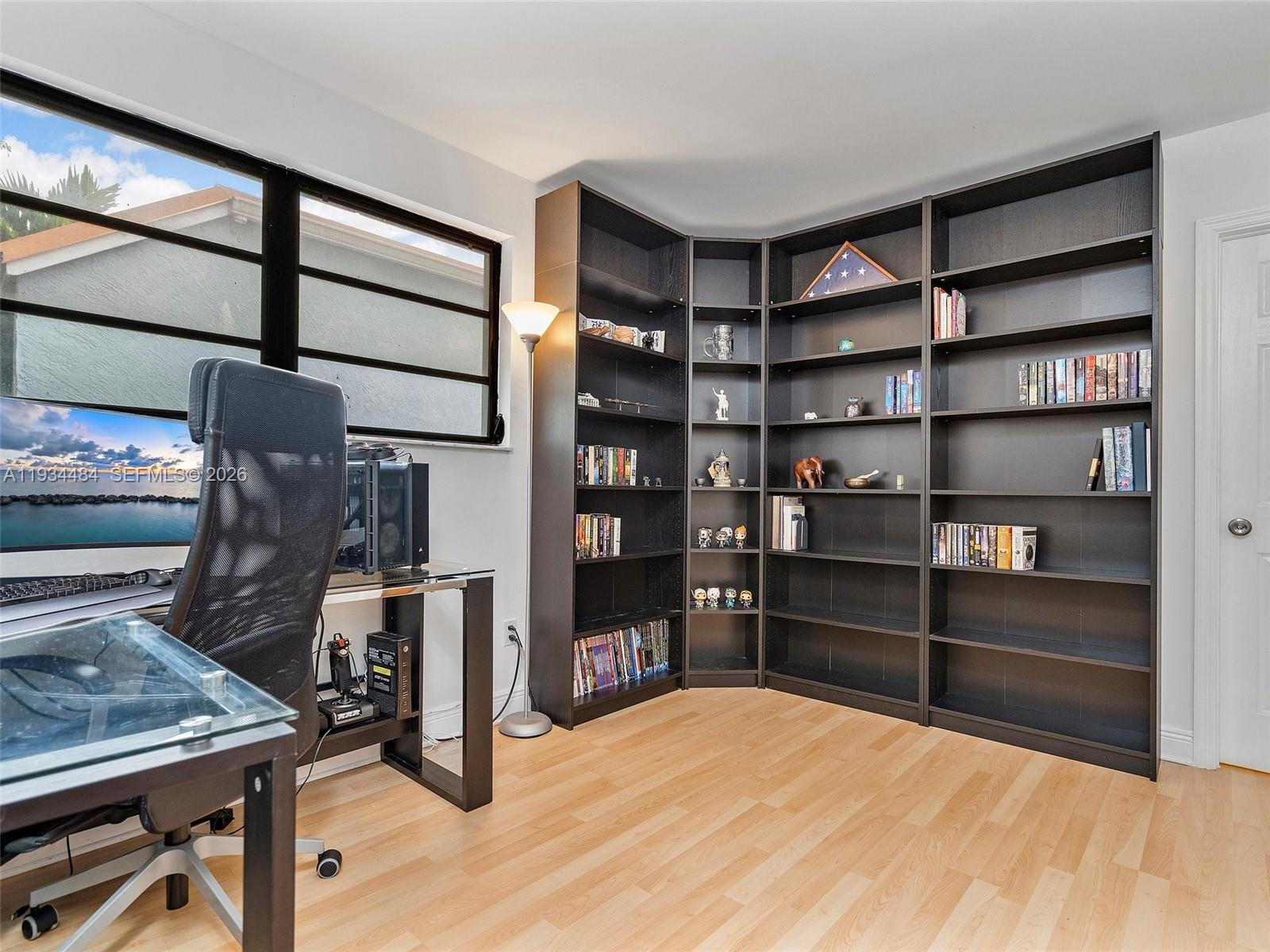 515 NE 38th St #10 Miami, FL 33137