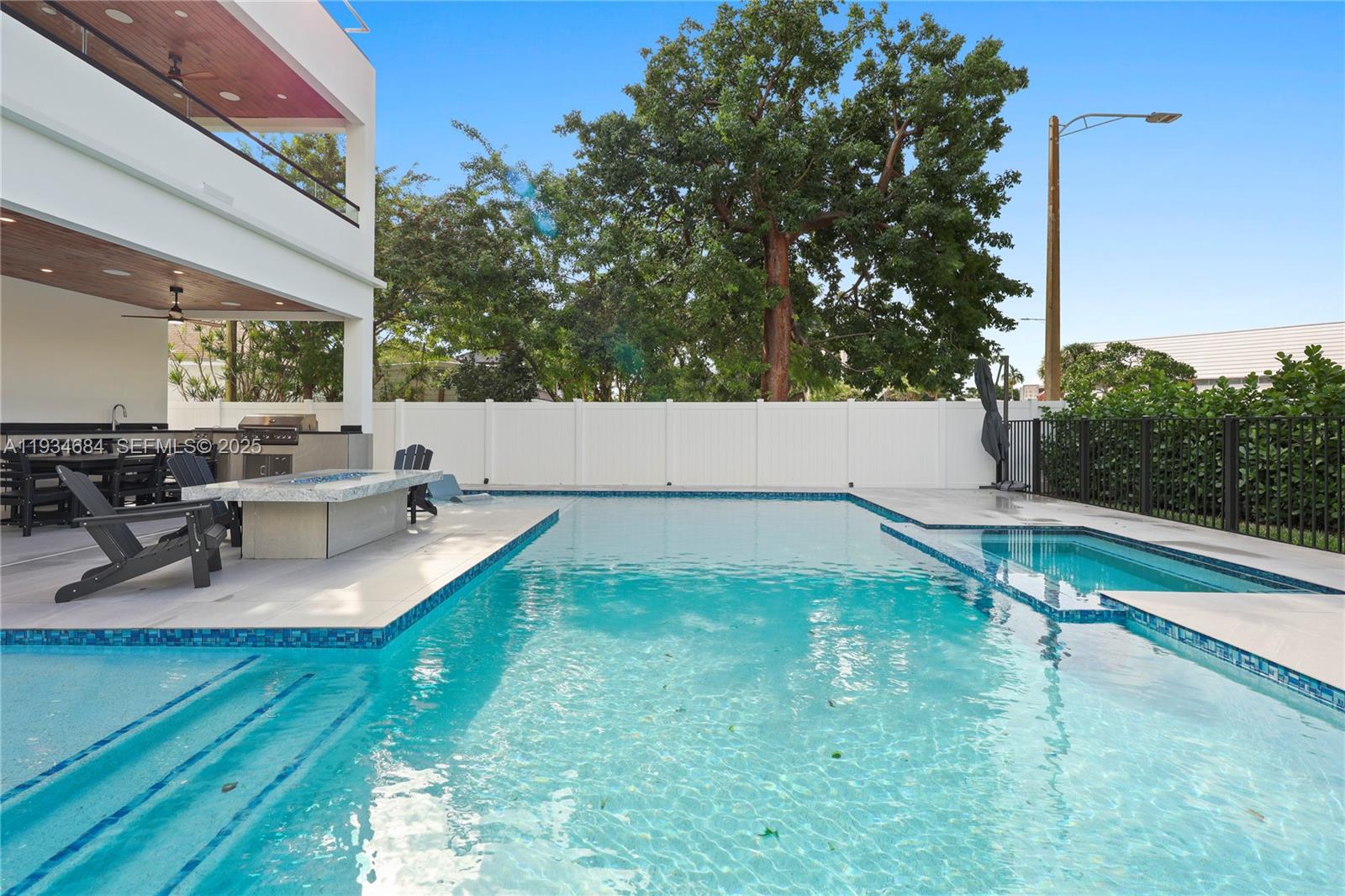 2613 Center Ave Fort Lauderdale, FL 33308