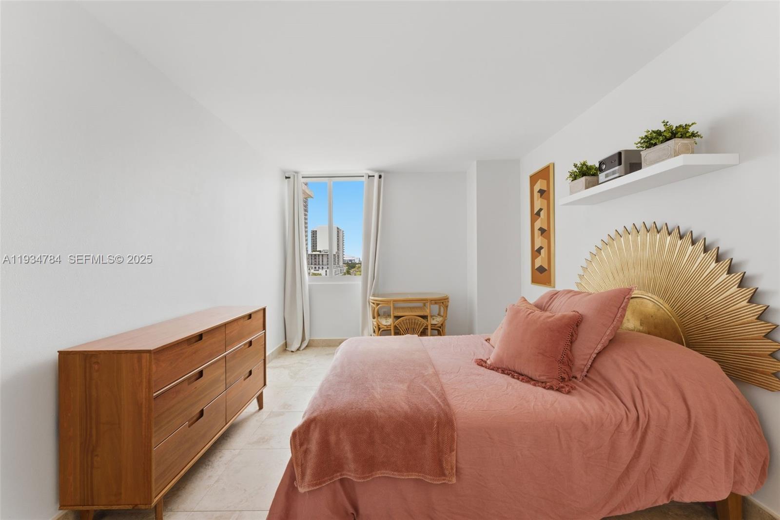 image Madison Downtown Condo9