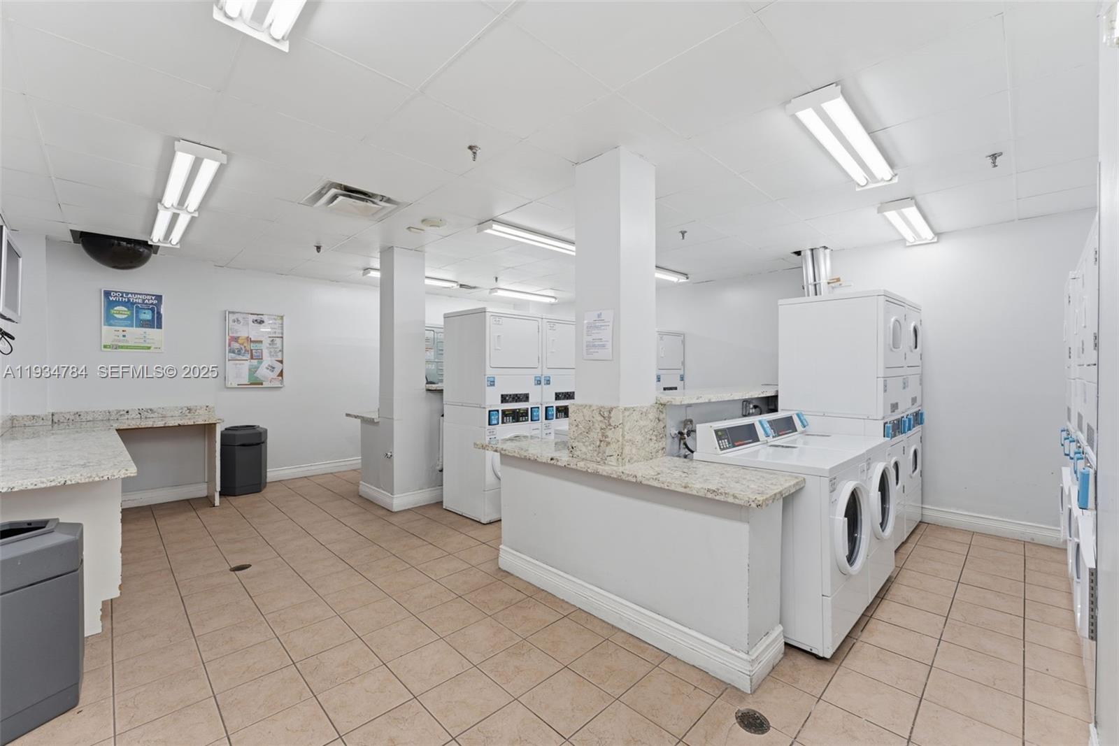 image Madison Downtown Condo31