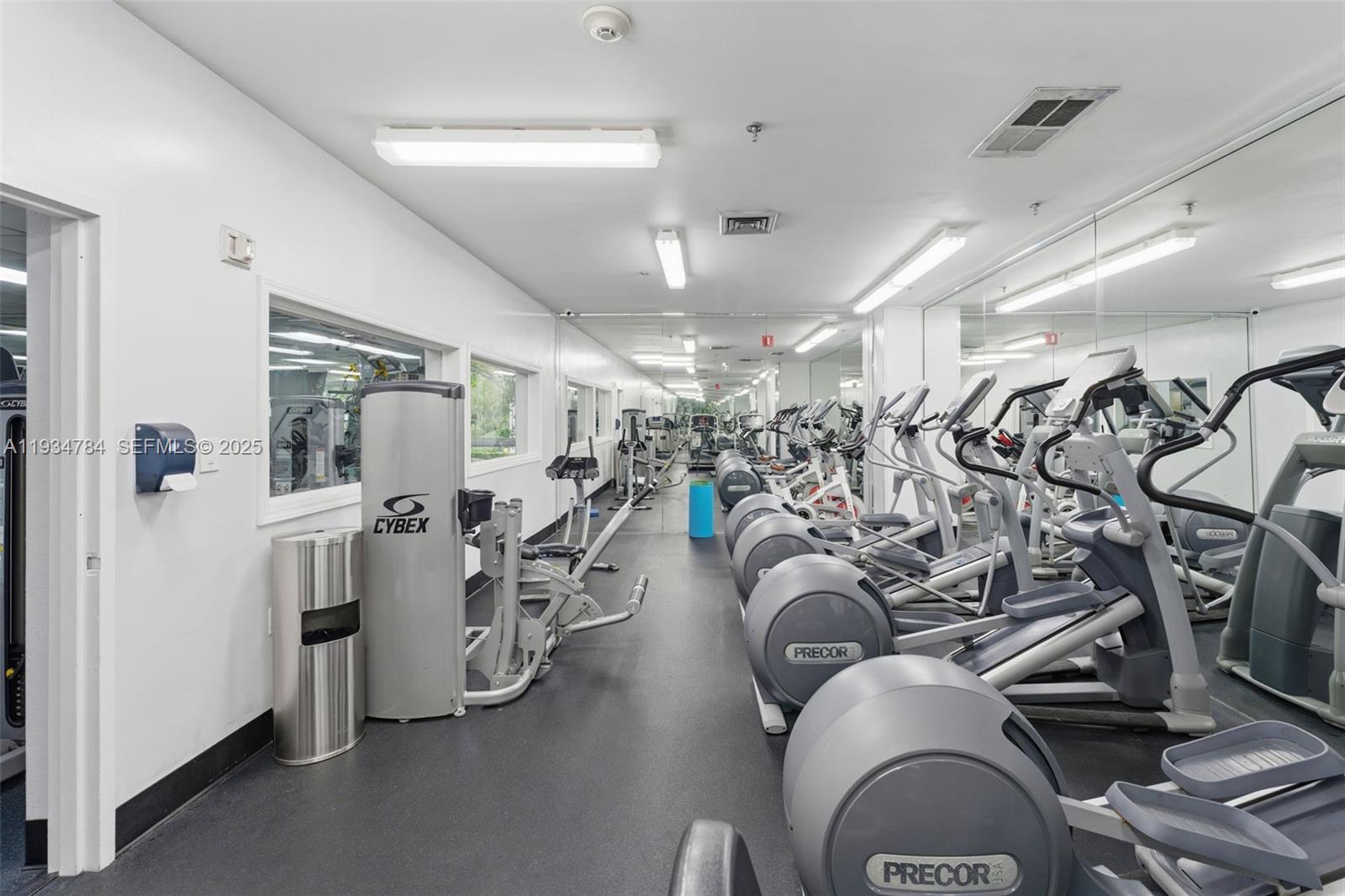 image Madison Downtown Condo34