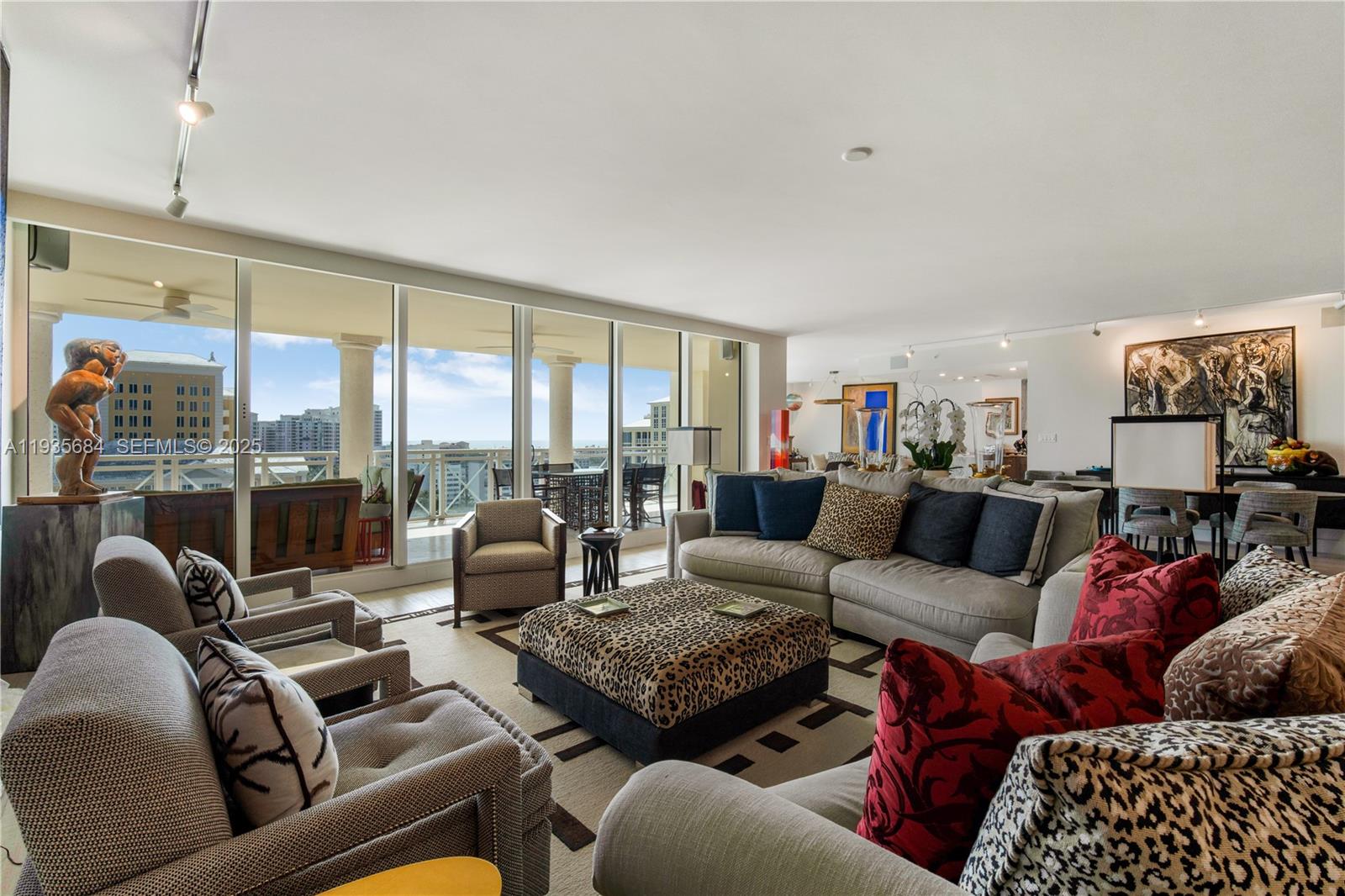 430 Grand Bay Dr #1204 Key Biscayne, FL 33149