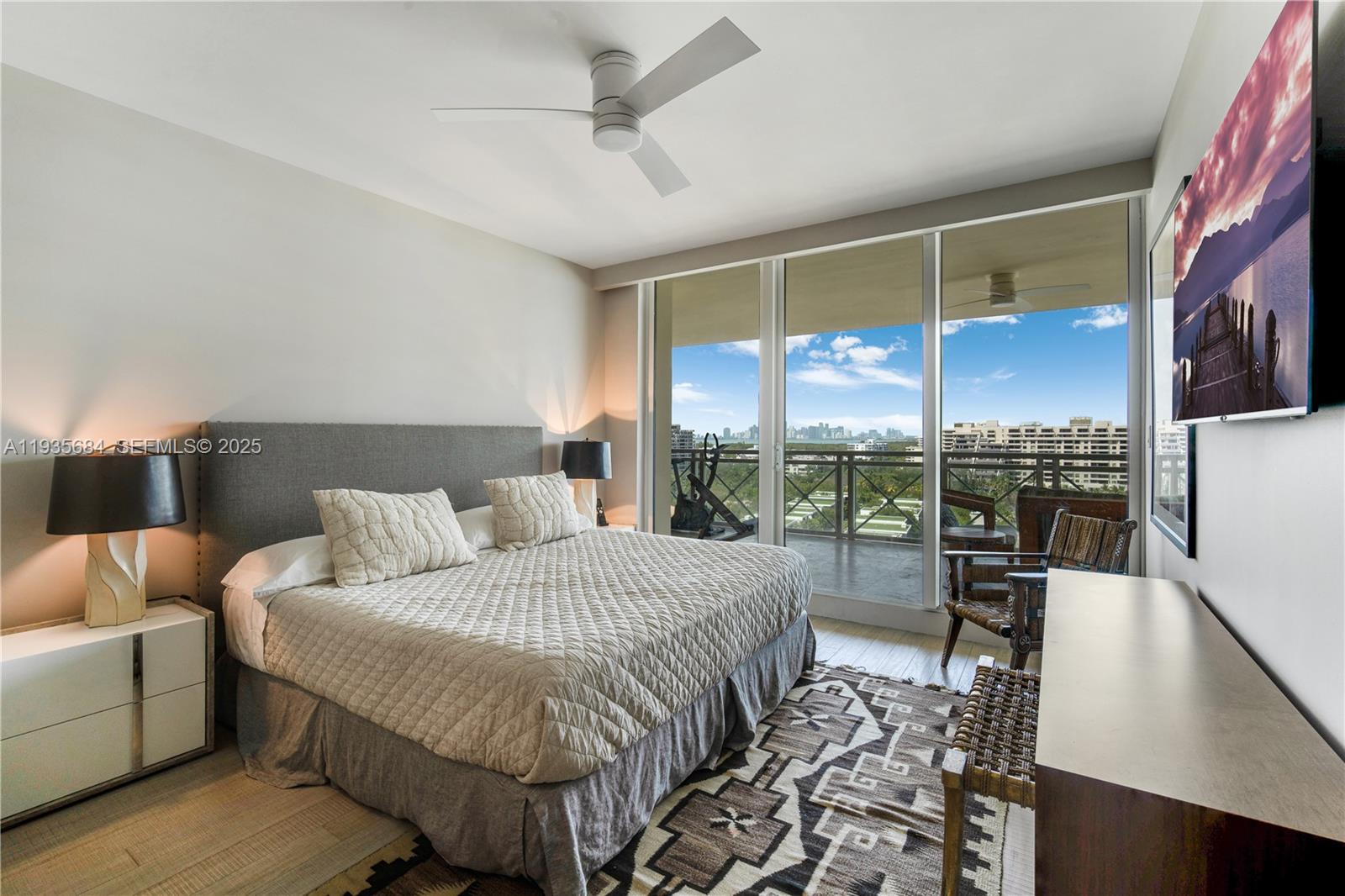 430 Grand Bay Dr #1204 Key Biscayne, FL 33149