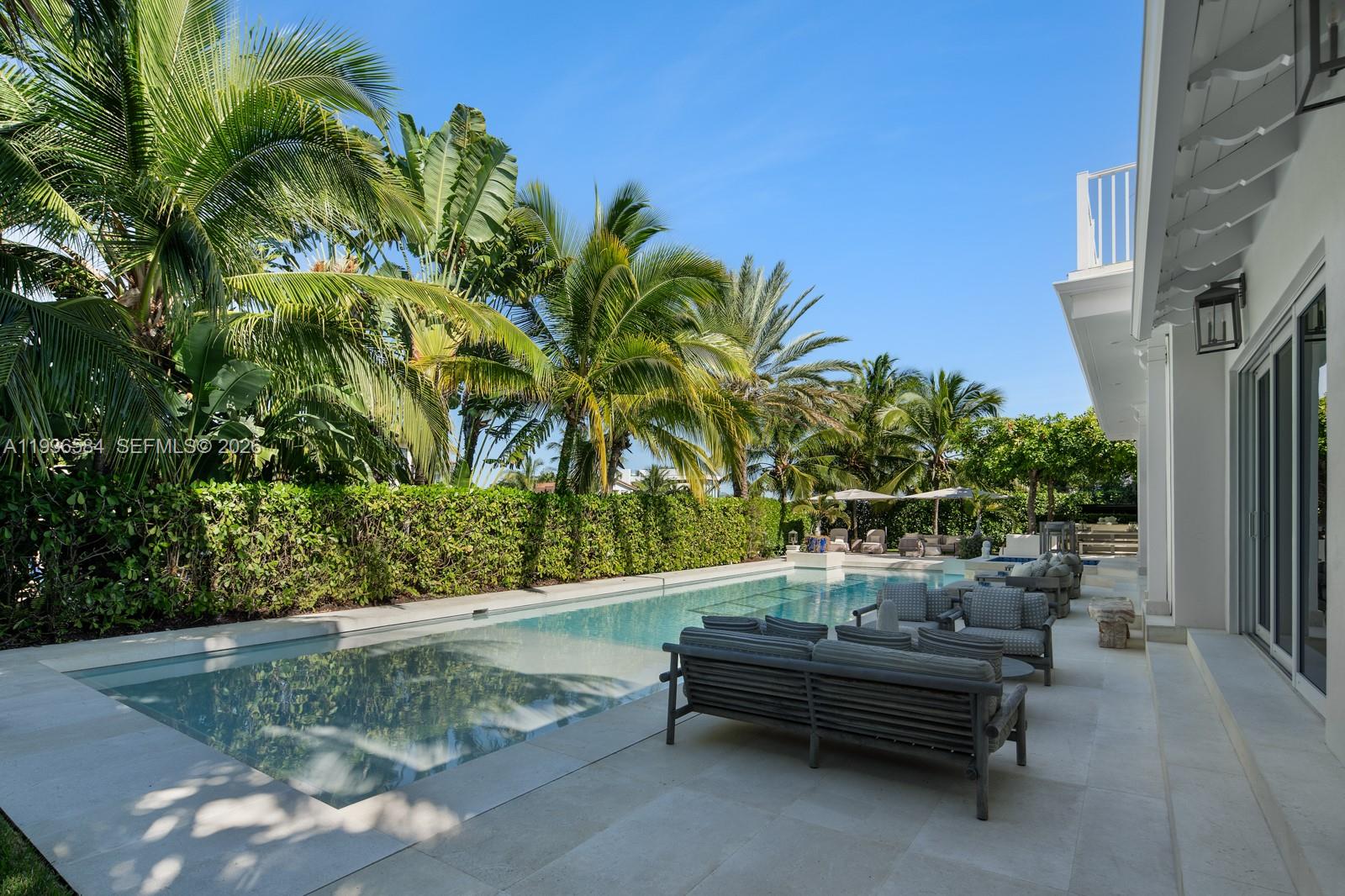 761 Buttonwood Ln Miami, FL 33137