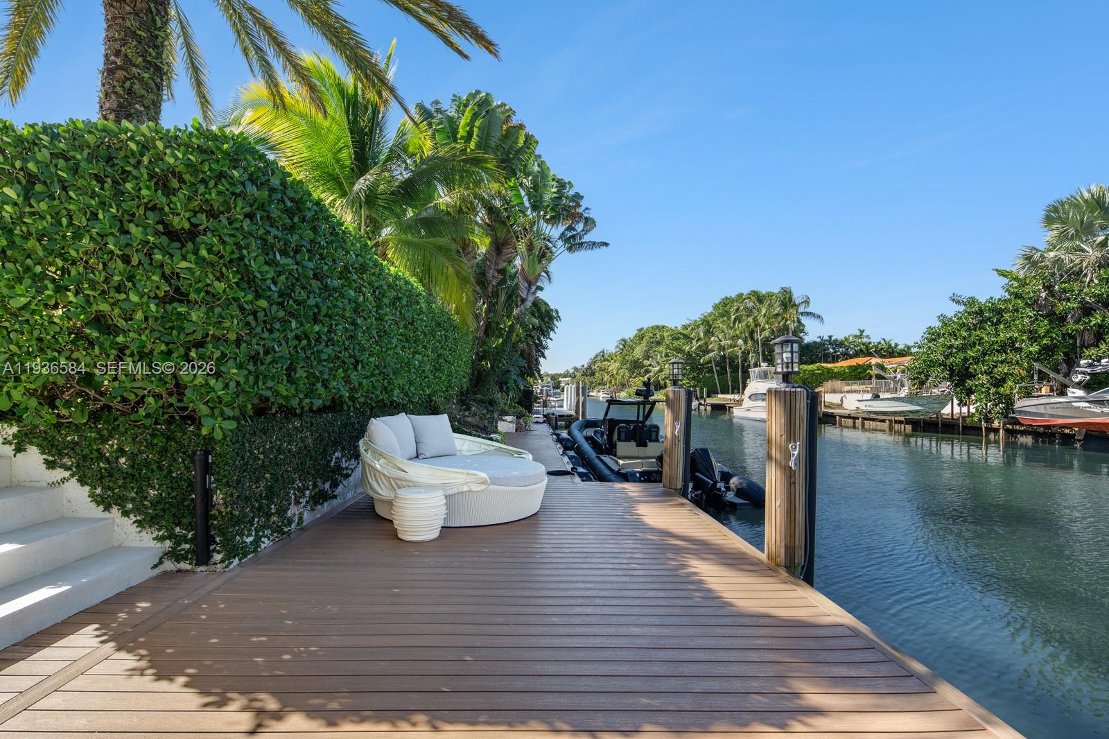 761 Buttonwood Ln Miami, FL 33137