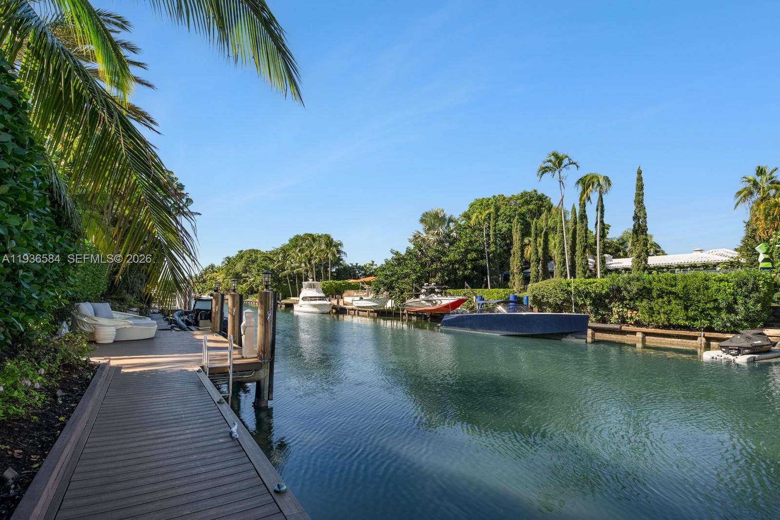 761 Buttonwood Ln Miami, FL 33137