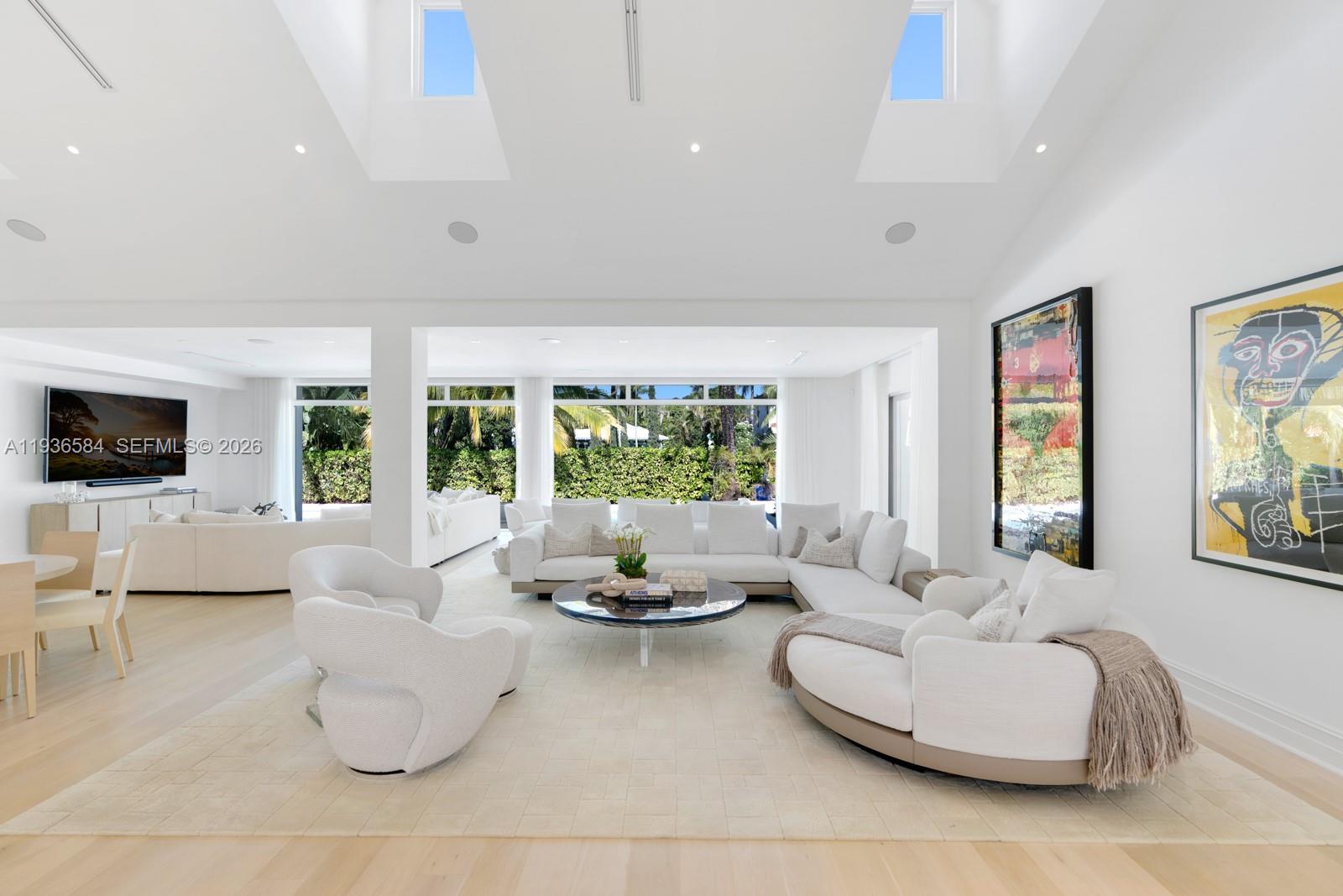 761 Buttonwood Ln Miami, FL 33137