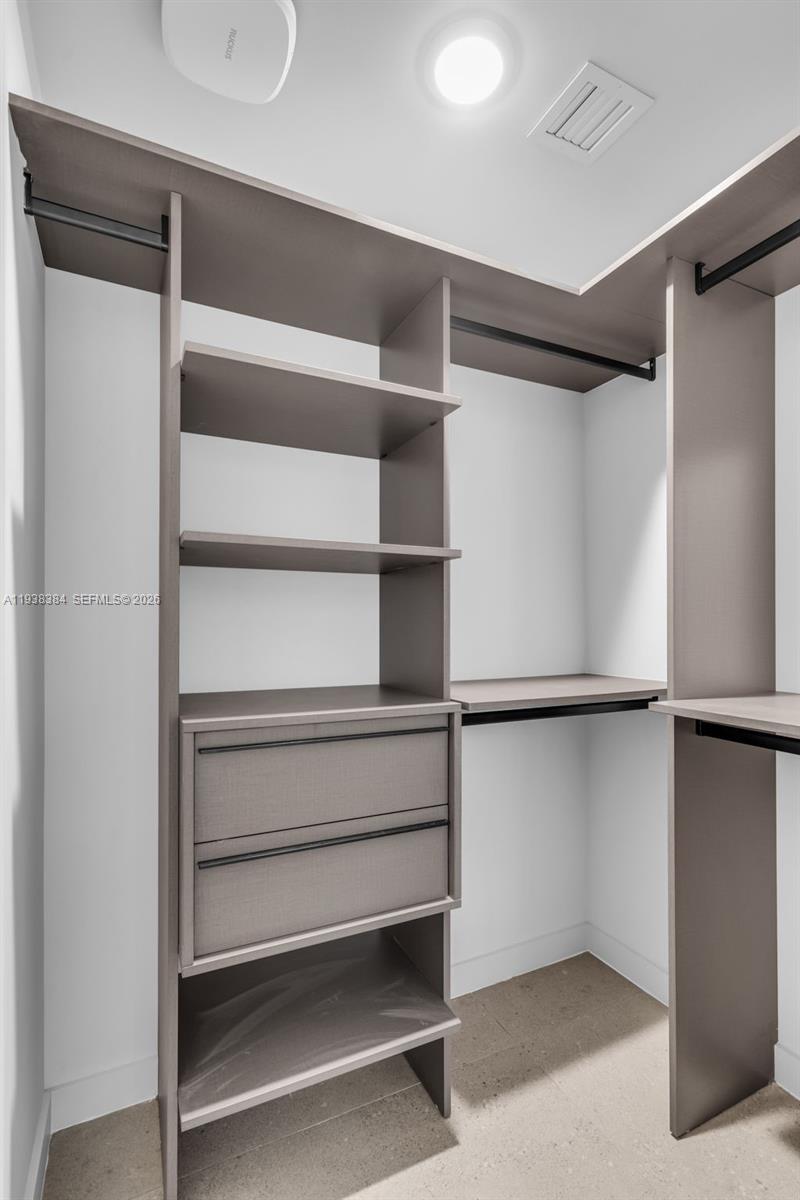 image The Crosby Miami Worldcenter14