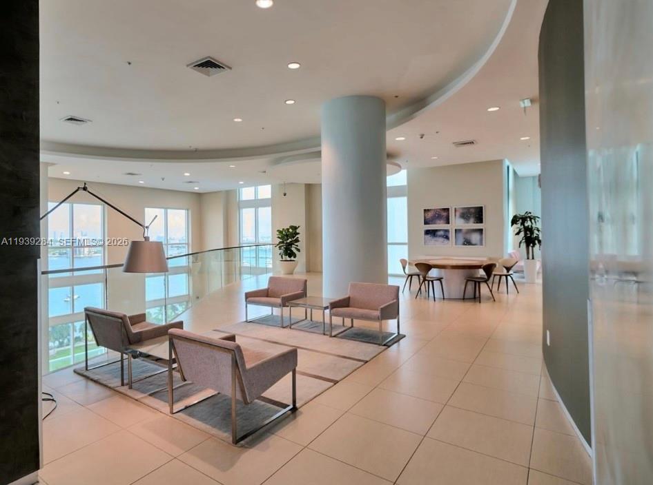 image Quantum on the Bay22