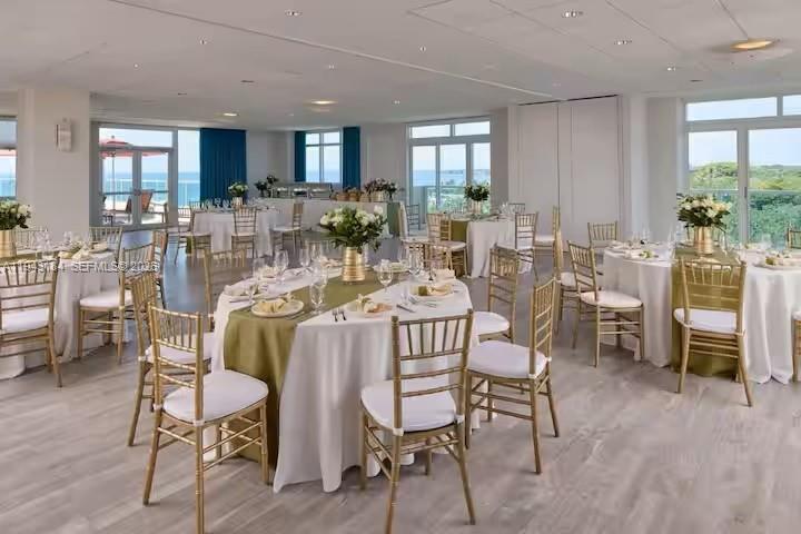 2889 Mcfarlane Rd #1614 Miami, FL 33133