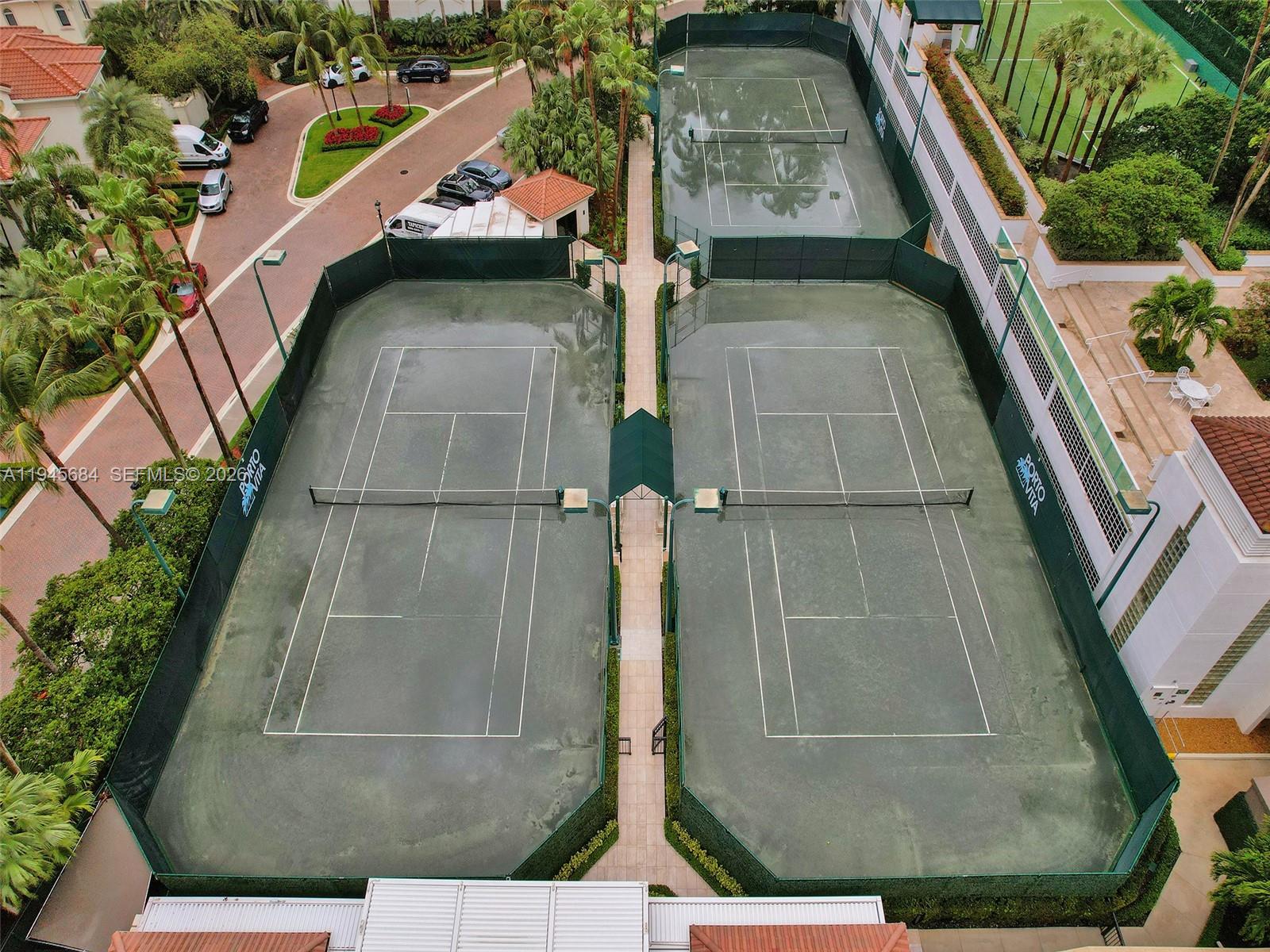 image Towers Of Porto Vita S.45