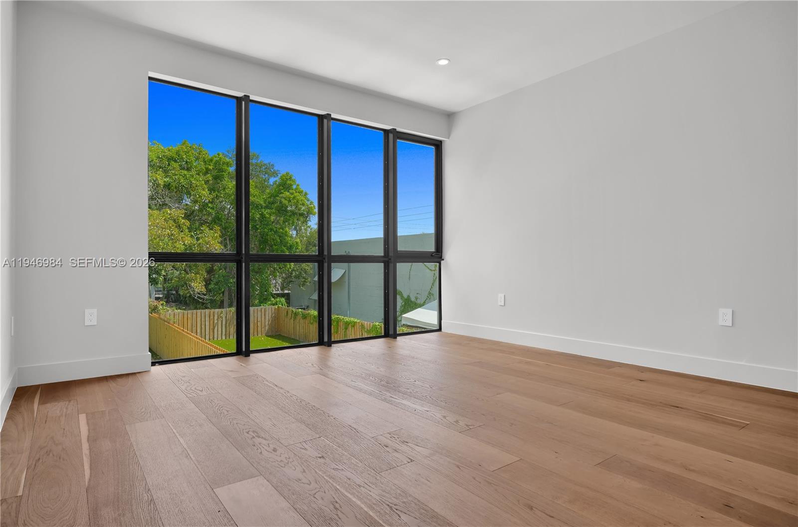 223 NW 51st St Miami, FL 33127