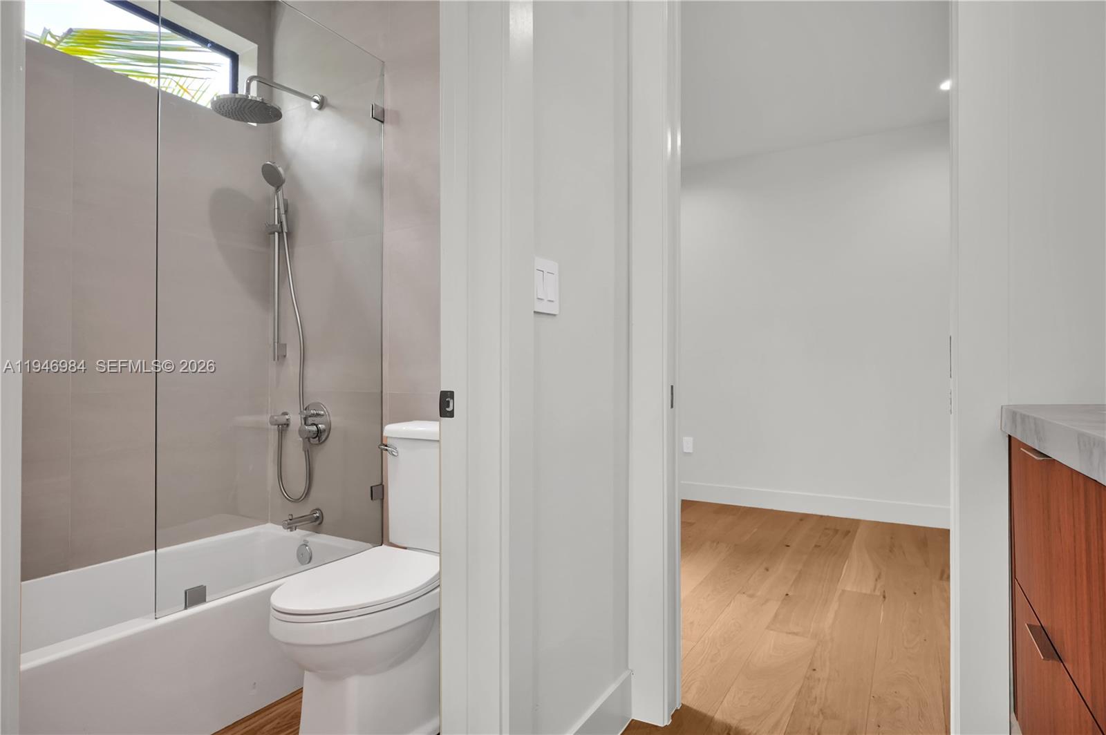 223 NW 51st St Miami, FL 33127