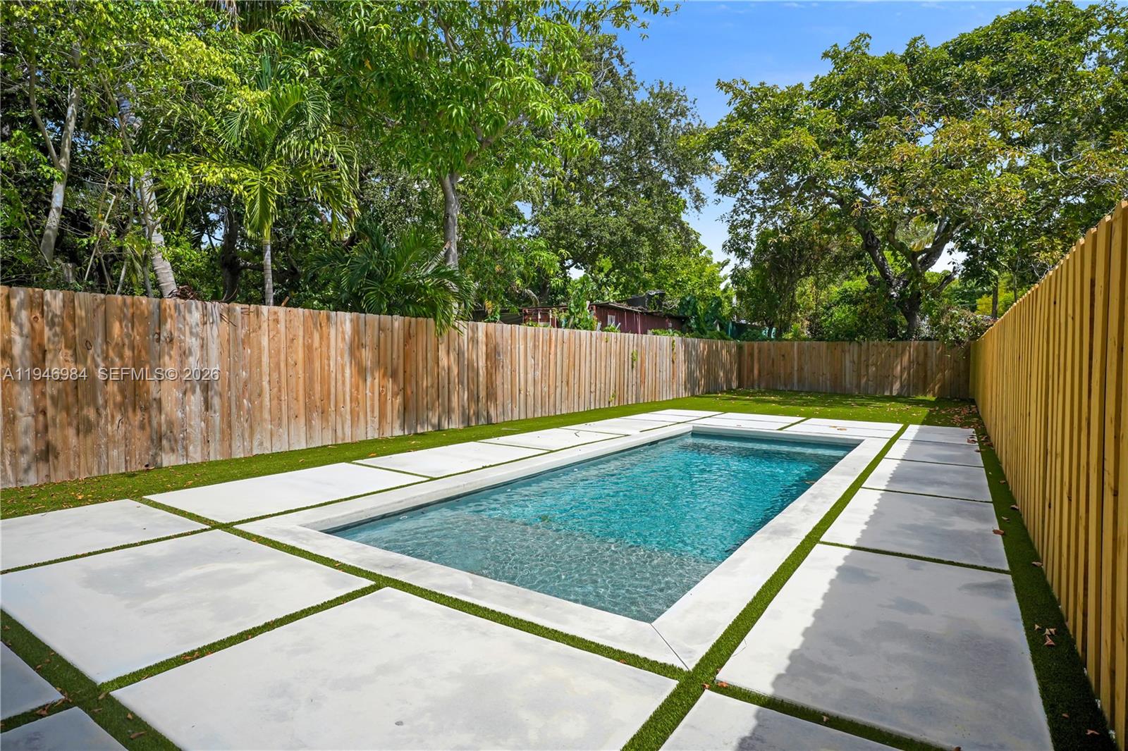 223 NW 51st St Miami, FL 33127