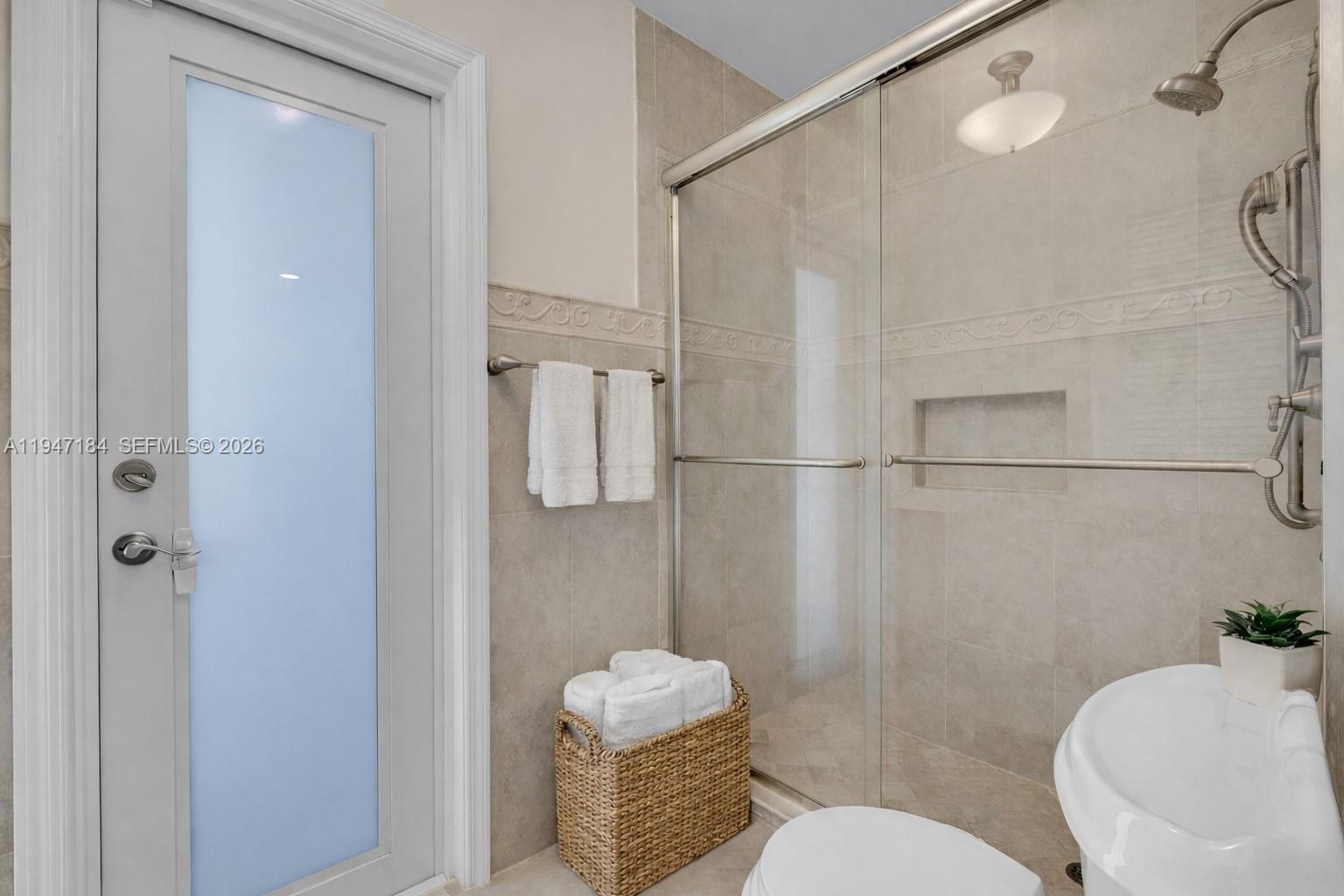 8425 SW 149th Dr Palmetto Bay, FL 33158