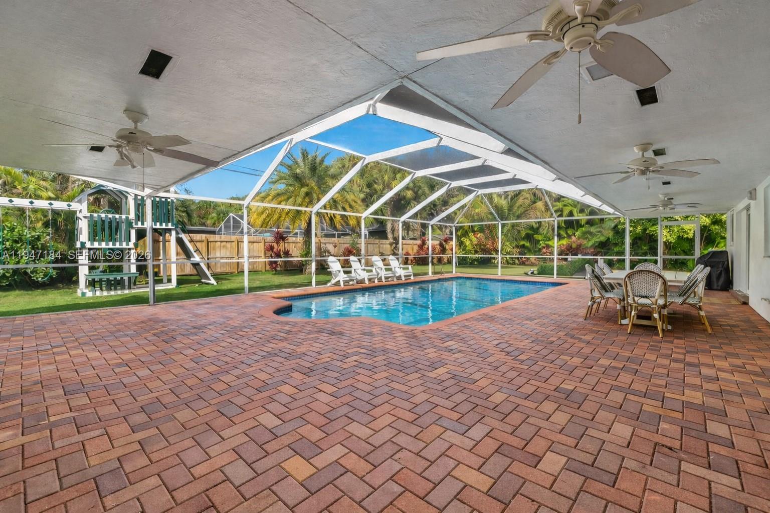 8425 SW 149th Dr Palmetto Bay, FL 33158