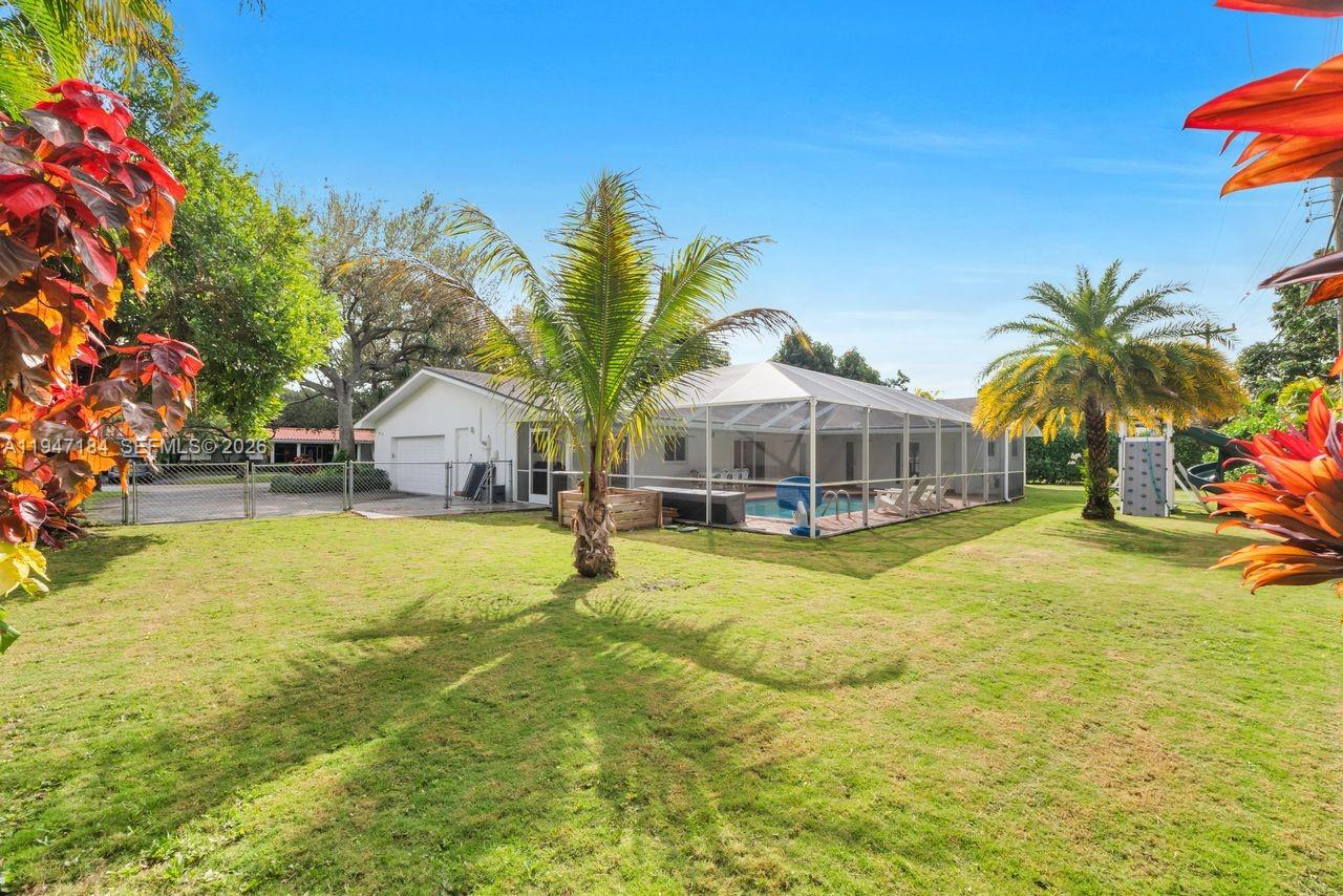 8425 SW 149th Dr Palmetto Bay, FL 33158