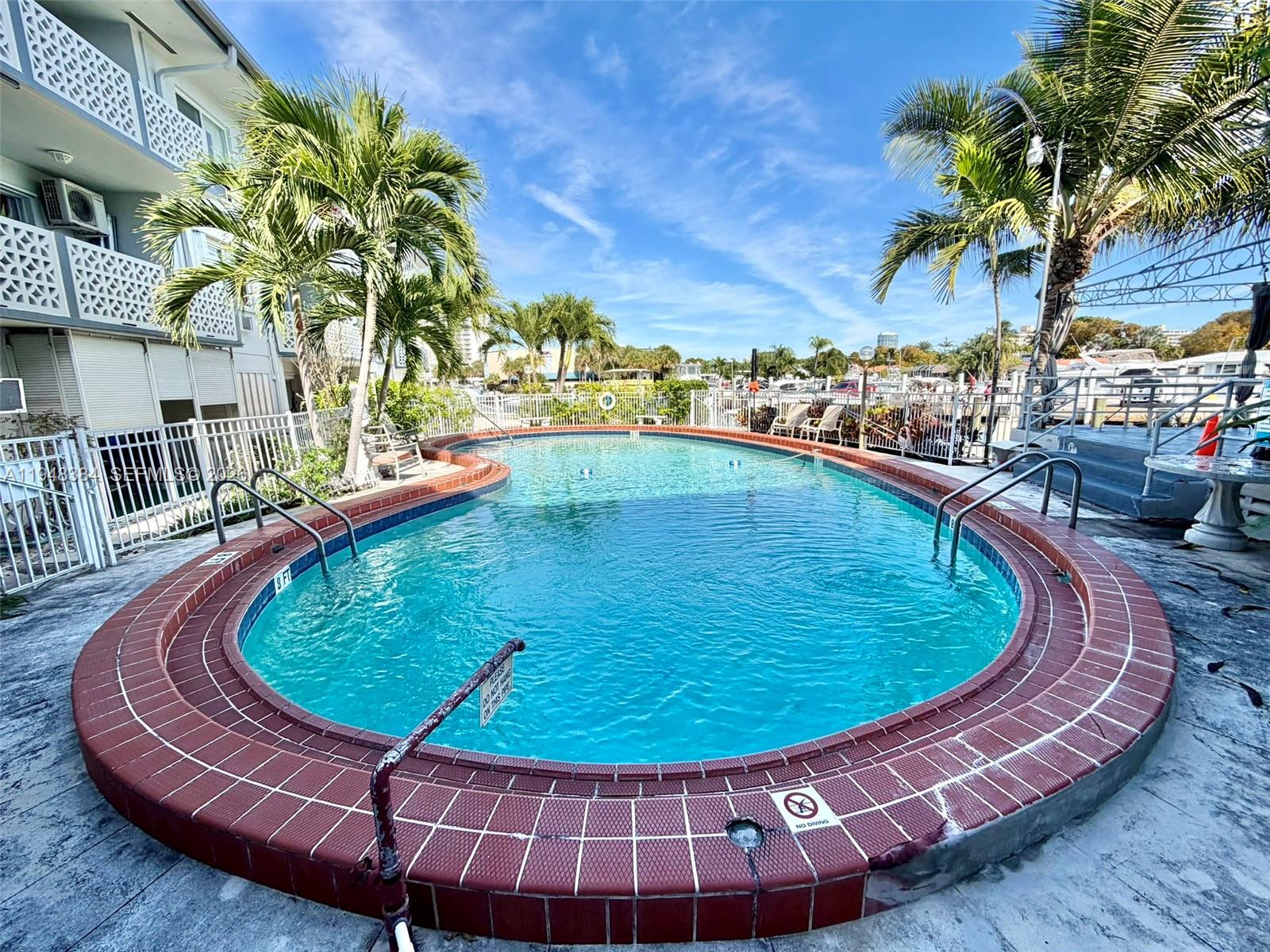 13105 Ixora Ct #116 North Miami, FL 33181