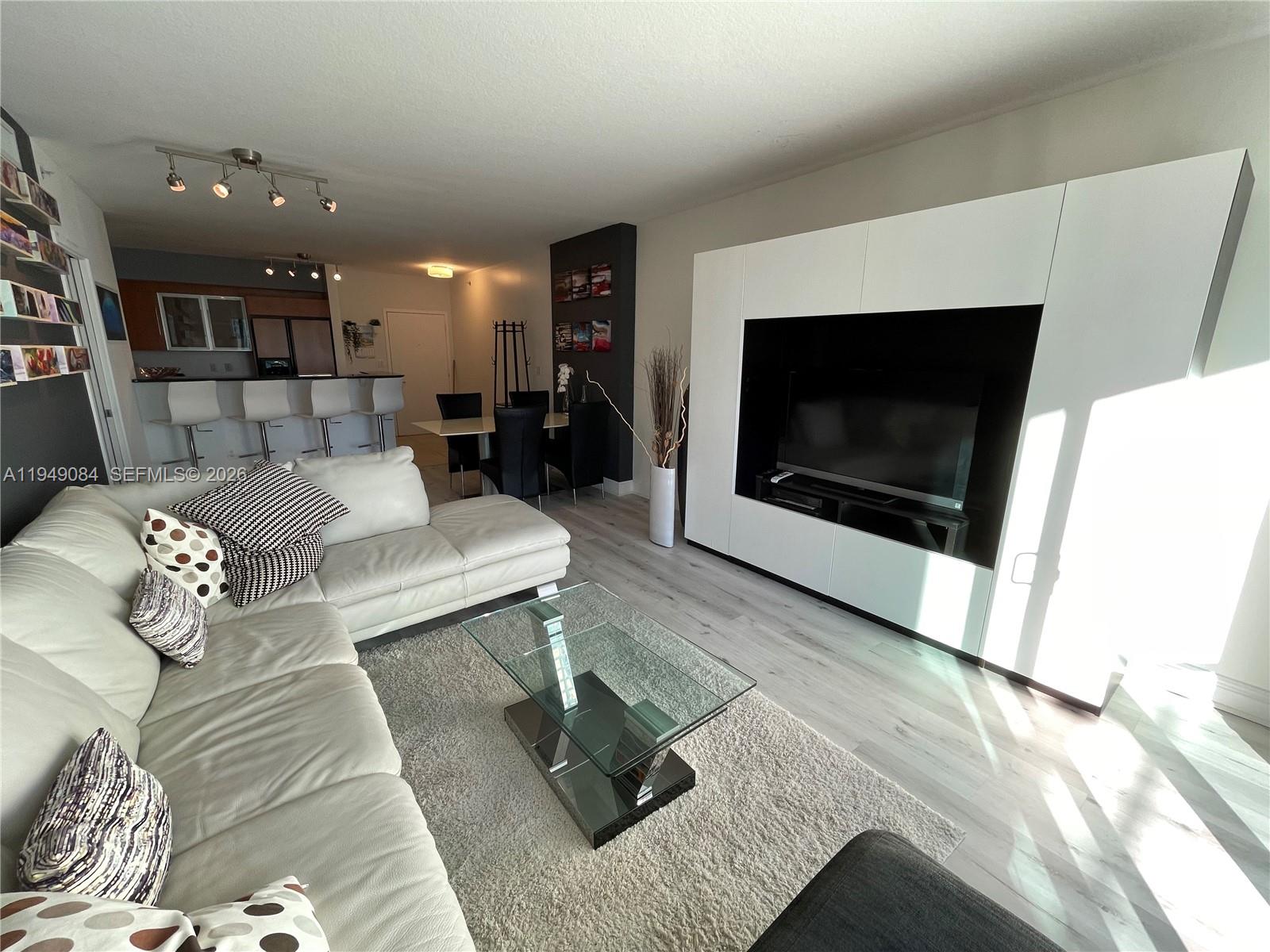 image One Miami West3