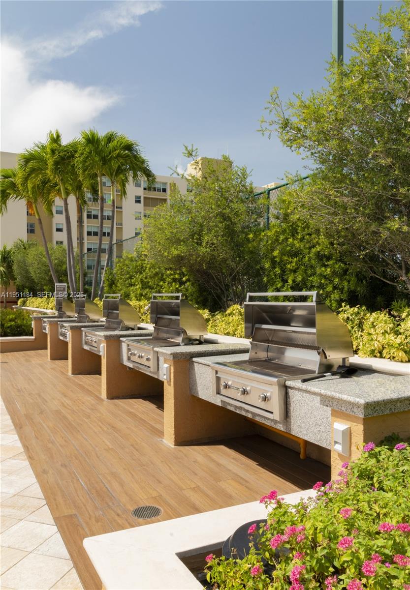 image Yacht Club at Portofino32