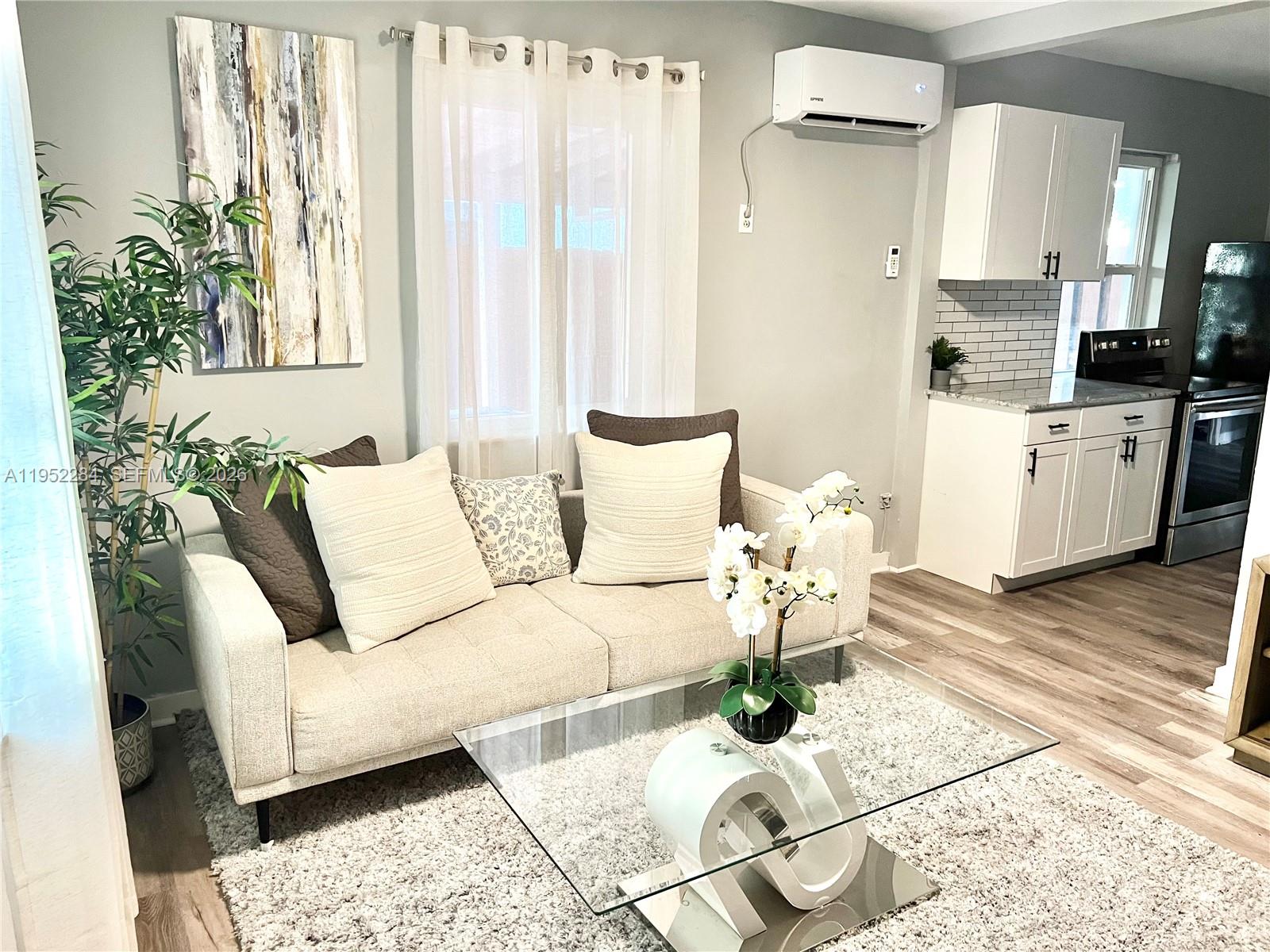 436 NW 15th Ave Fort Lauderdale, FL 33311