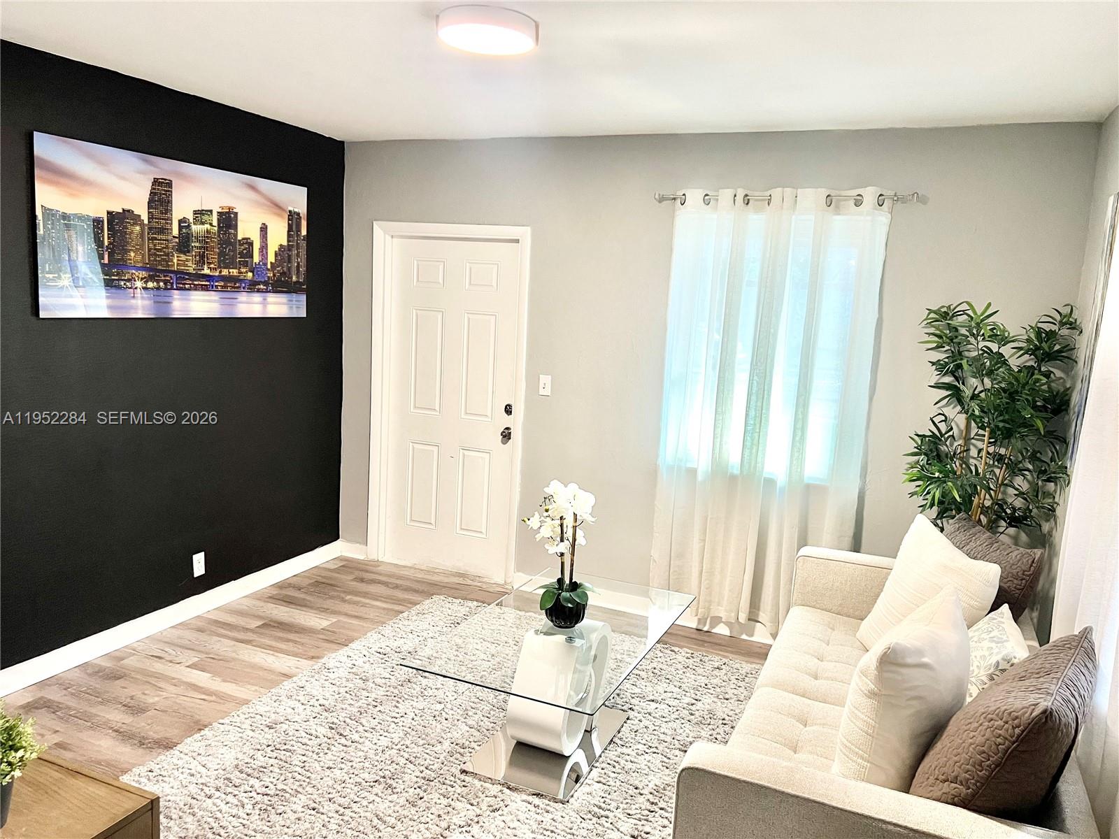 436 NW 15th Ave Fort Lauderdale, FL 33311