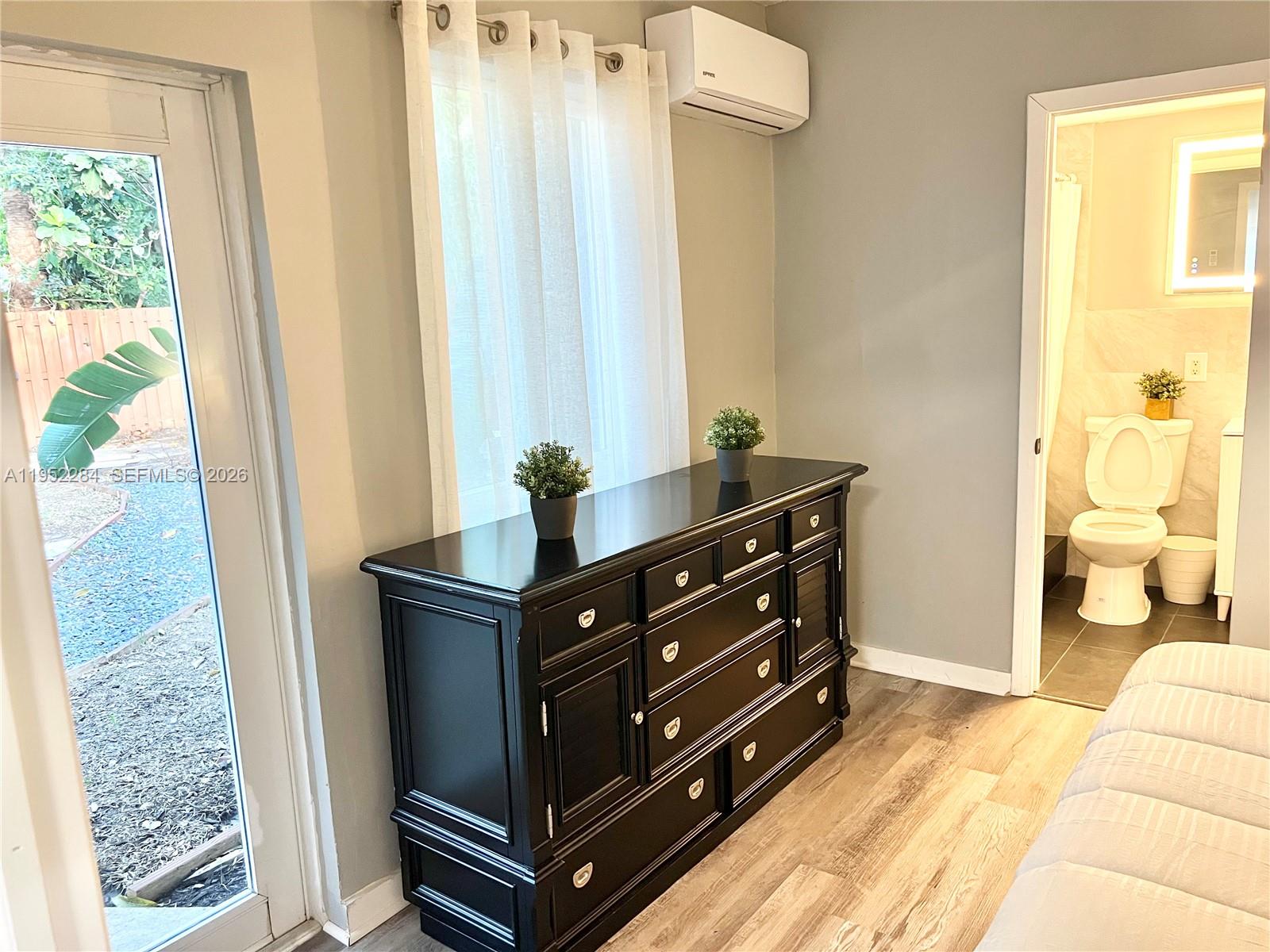 436 NW 15th Ave Fort Lauderdale, FL 33311