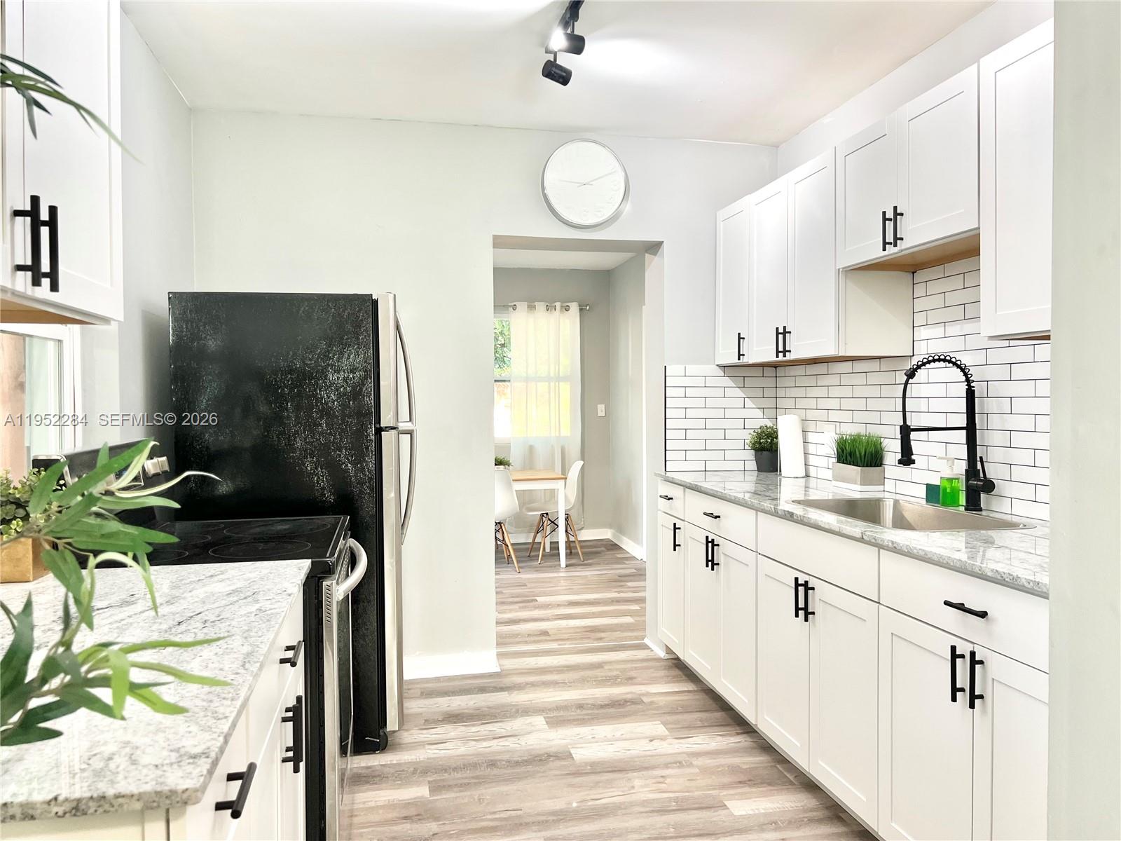 436 NW 15th Ave Fort Lauderdale, FL 33311