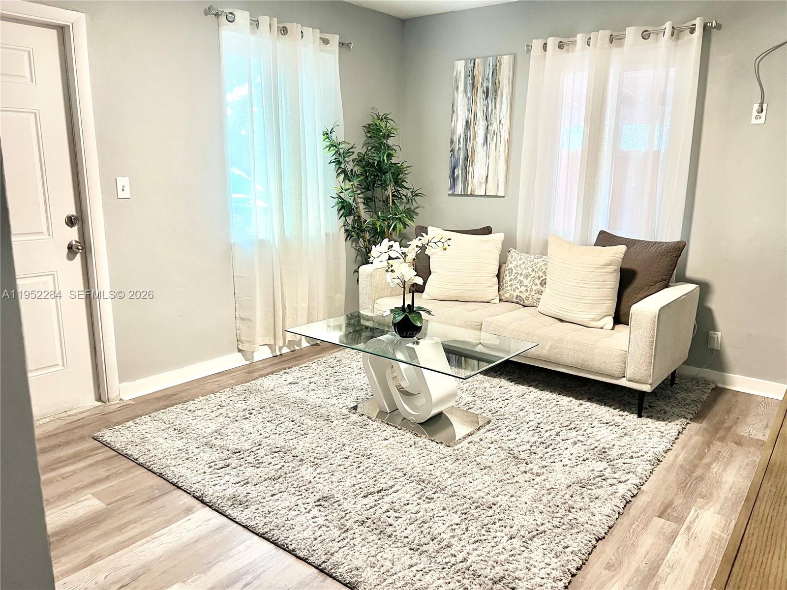 436 NW 15th Ave Fort Lauderdale, FL 33311