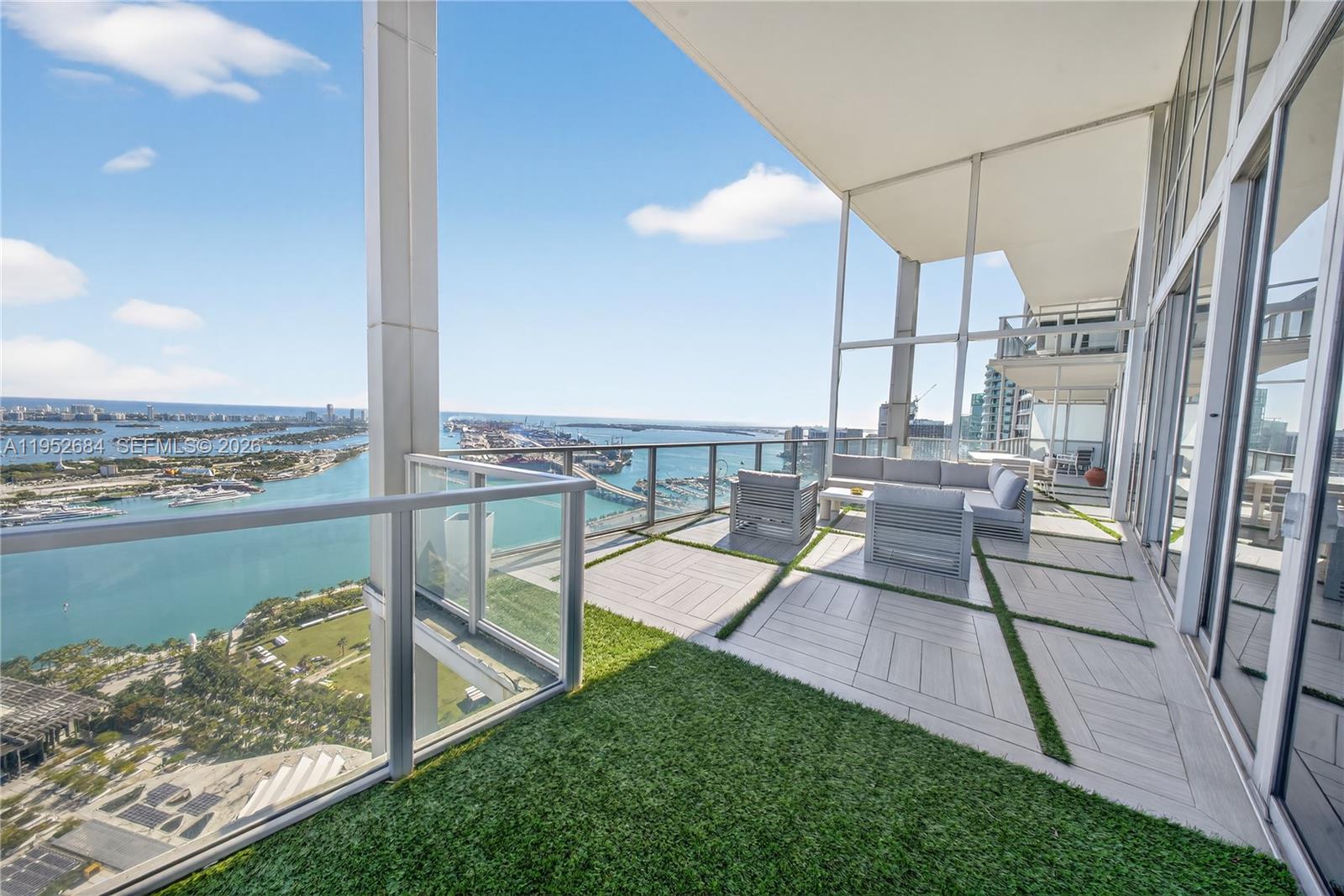 1100 Biscayne Blvd #5306 Miami, FL 33132