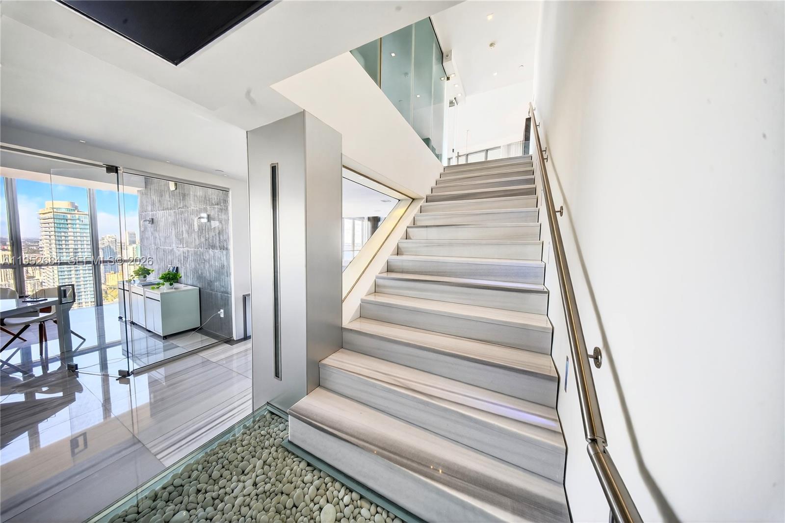 1100 Biscayne Blvd #5306 Miami, FL 33132