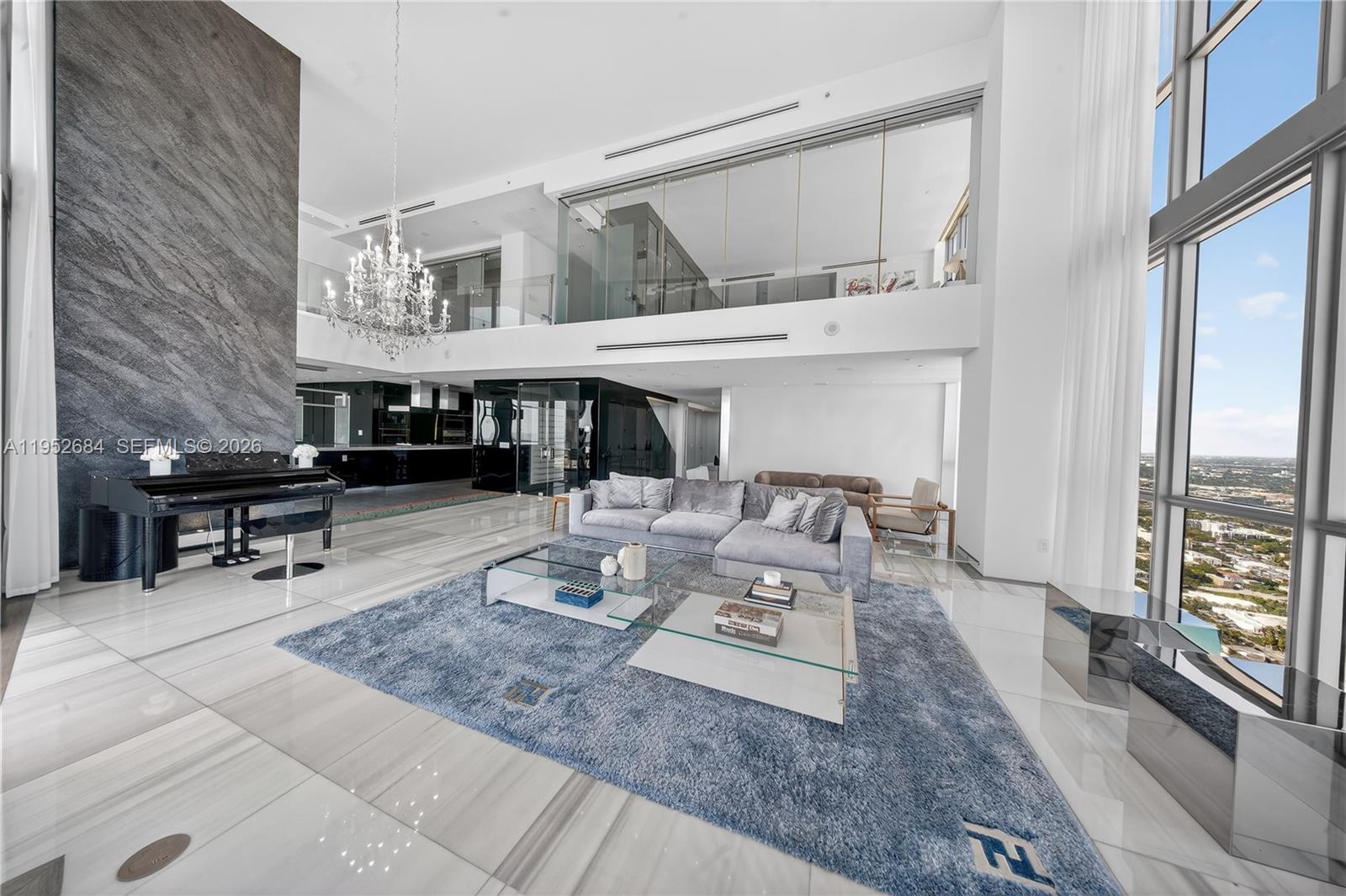 1100 Biscayne Blvd #5306 Miami, FL 33132