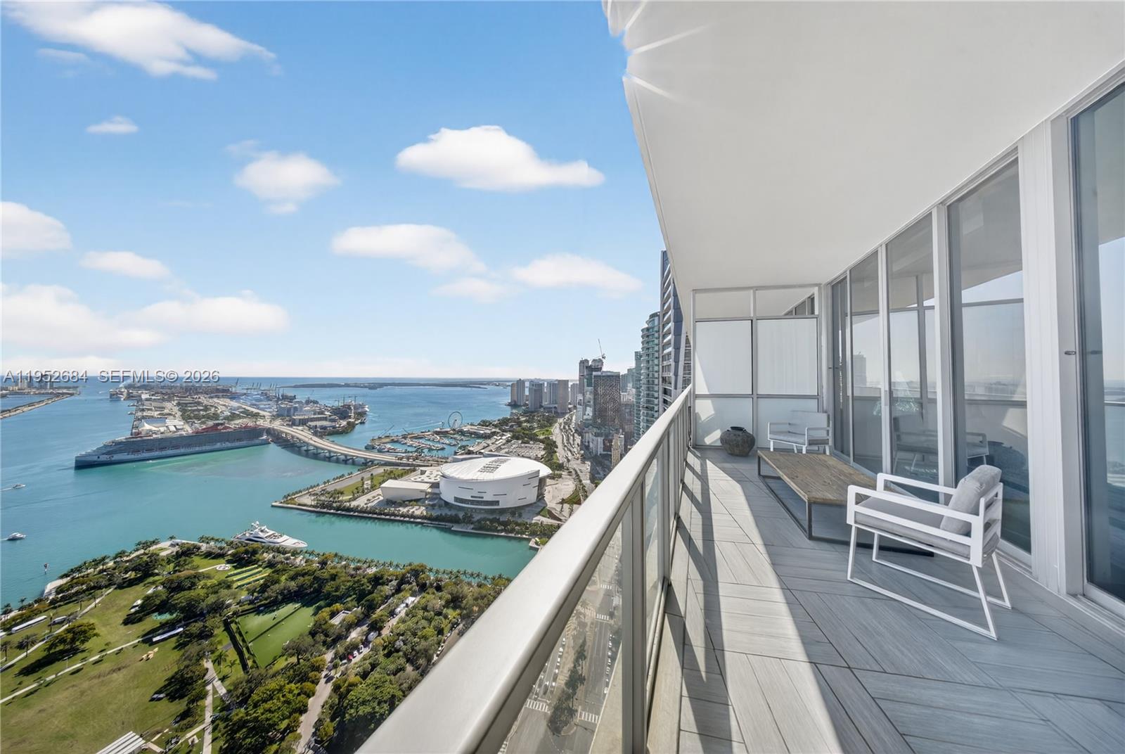 1100 Biscayne Blvd #5306 Miami, FL 33132