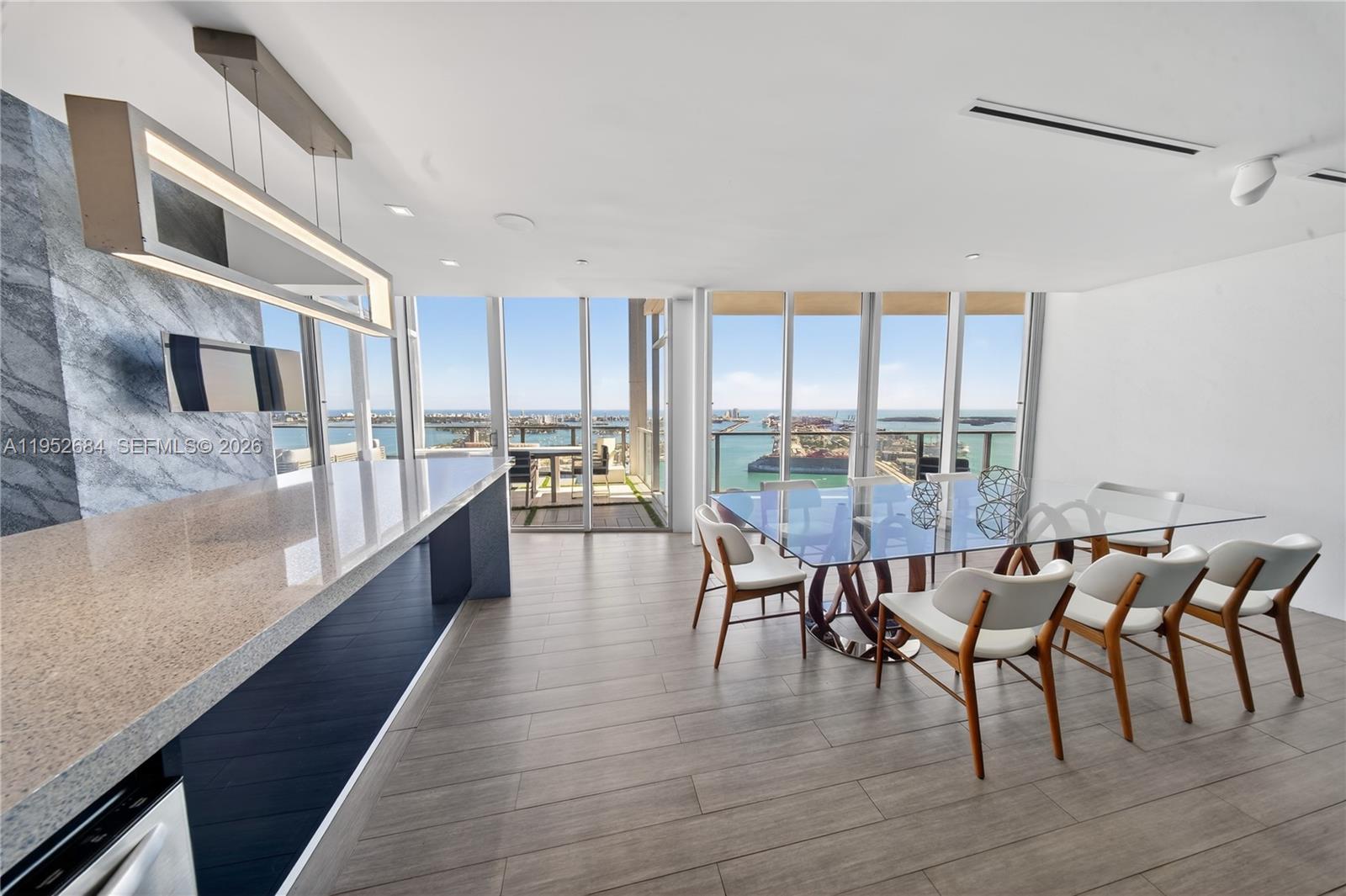 1100 Biscayne Blvd #5306 Miami, FL 33132