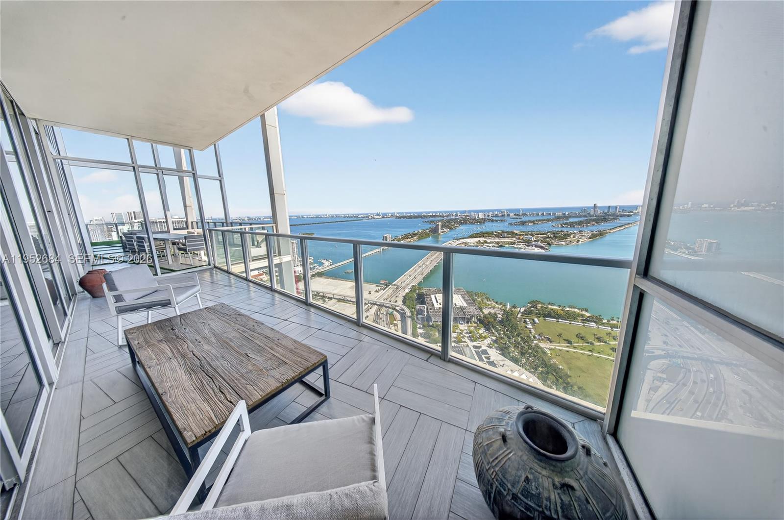 1100 Biscayne Blvd #5306 Miami, FL 33132