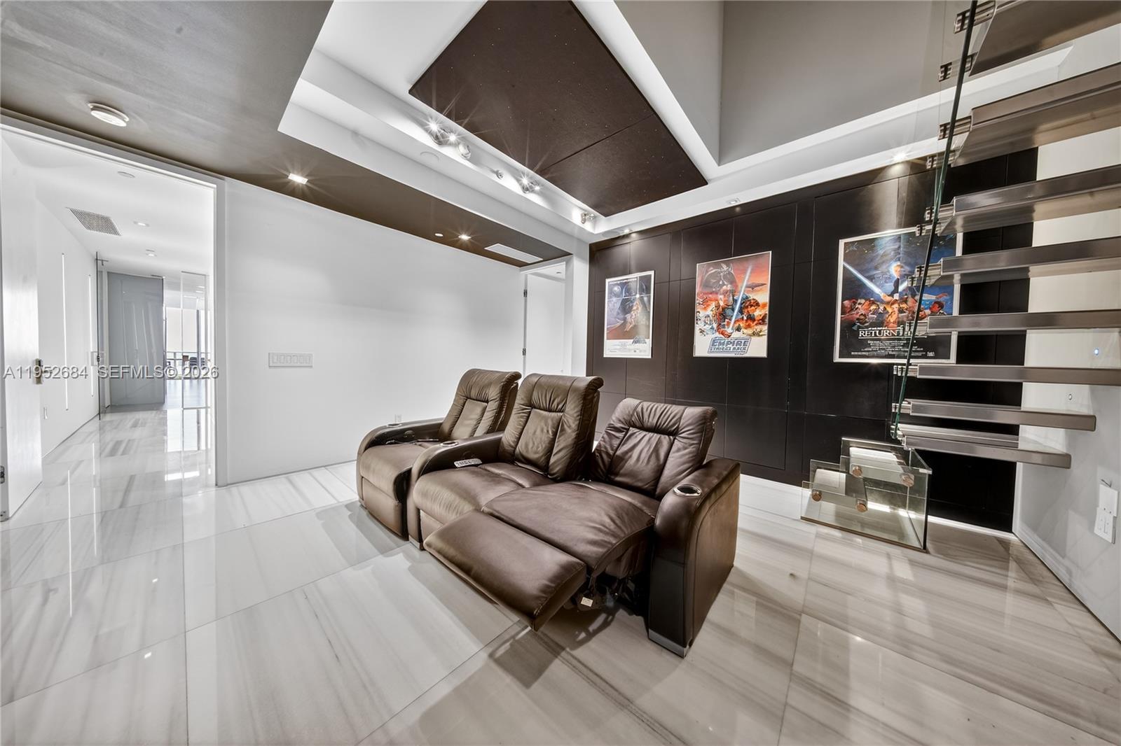 1100 Biscayne Blvd #5306 Miami, FL 33132