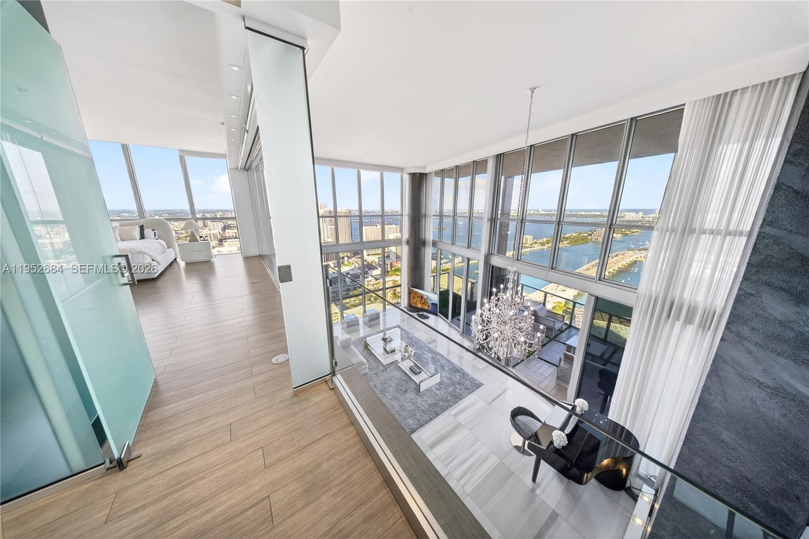 1100 Biscayne Blvd #5306 Miami, FL 33132