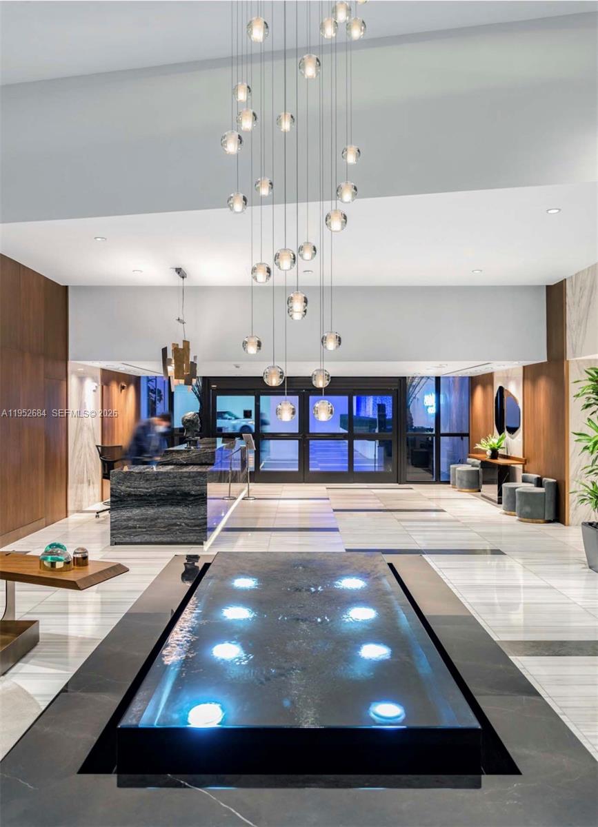 1100 Biscayne Blvd #5306 Miami, FL 33132