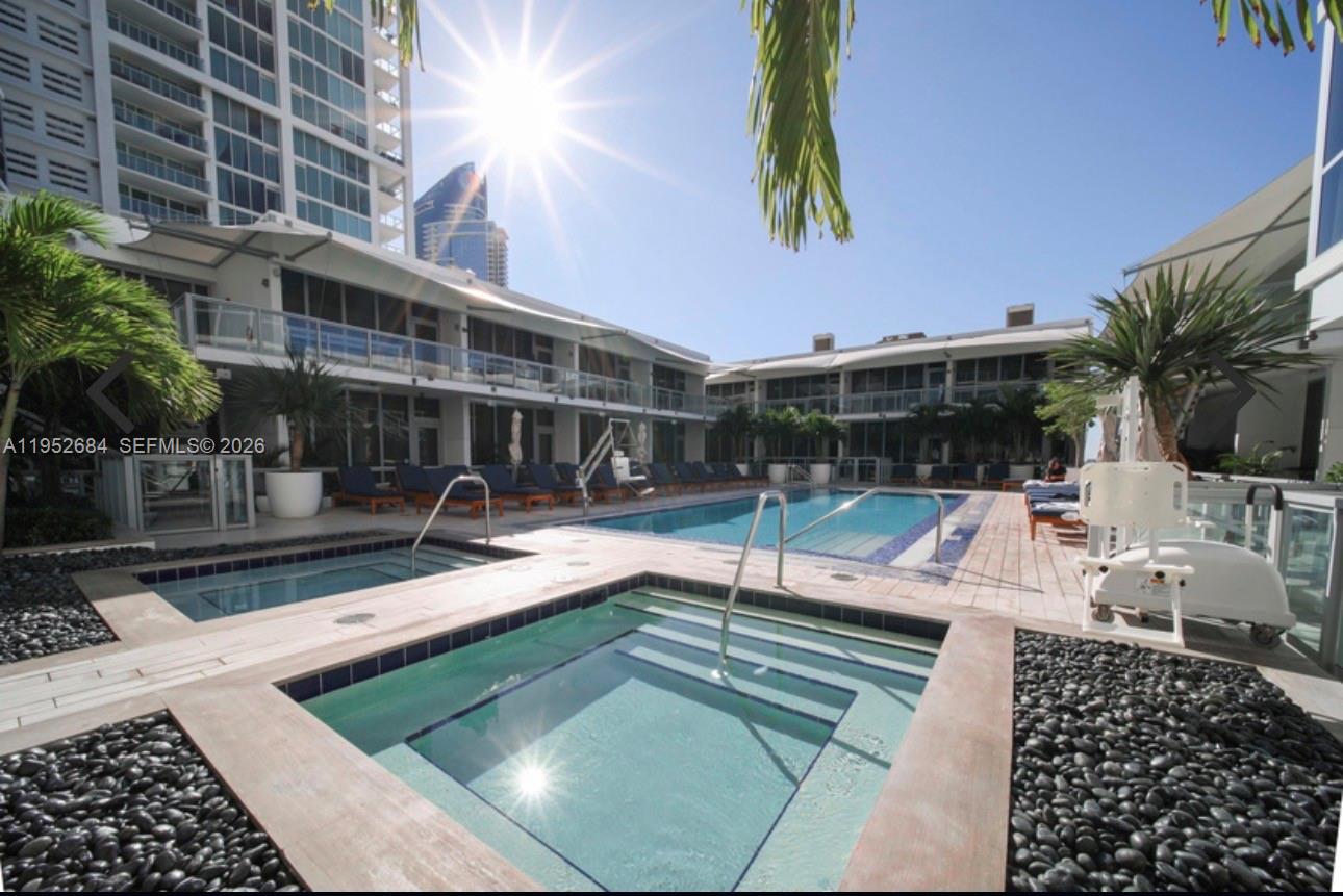 1100 Biscayne Blvd #5306 Miami, FL 33132