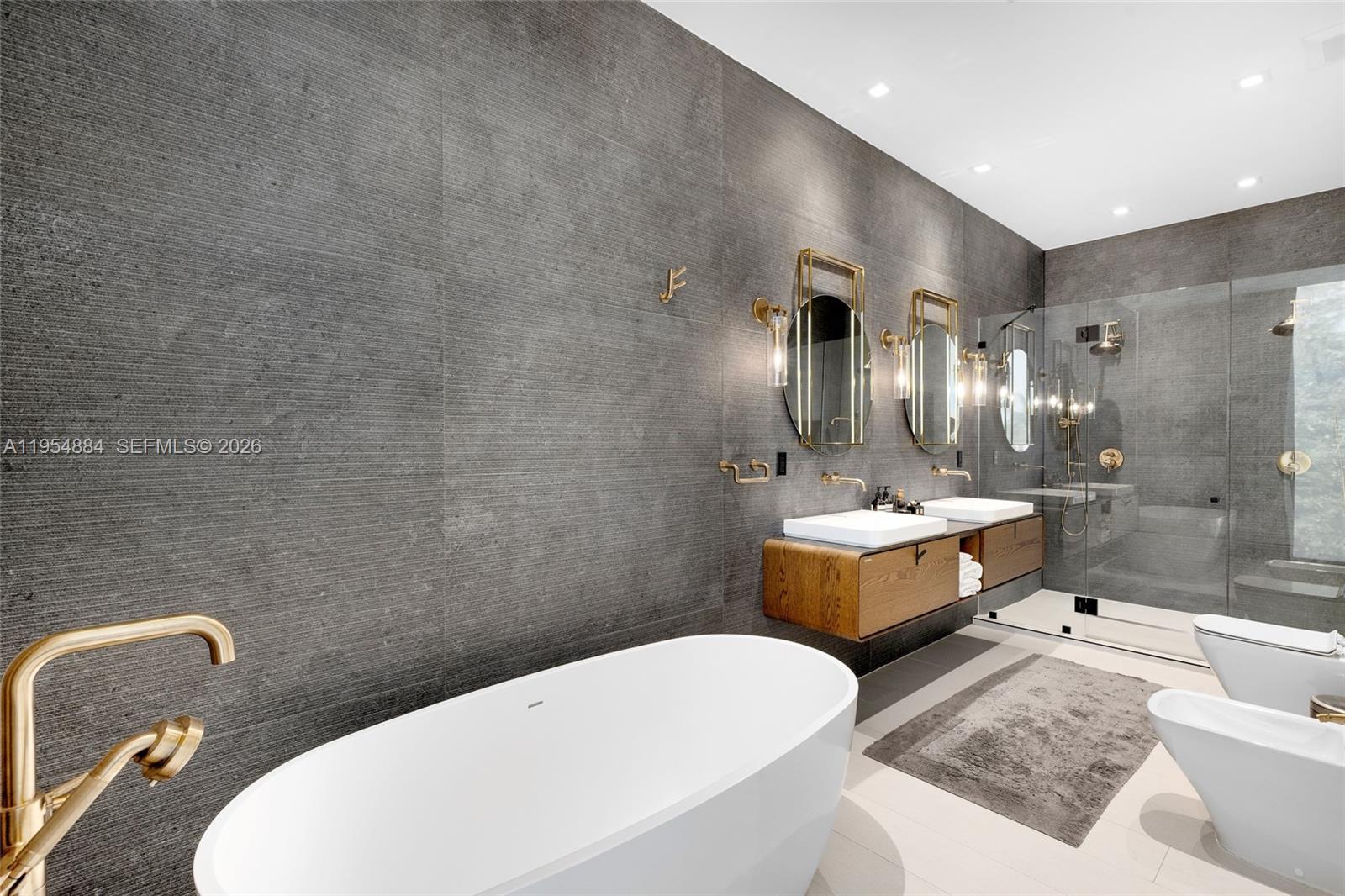 13190 Biscayne Bay Ter North Miami, FL 33181