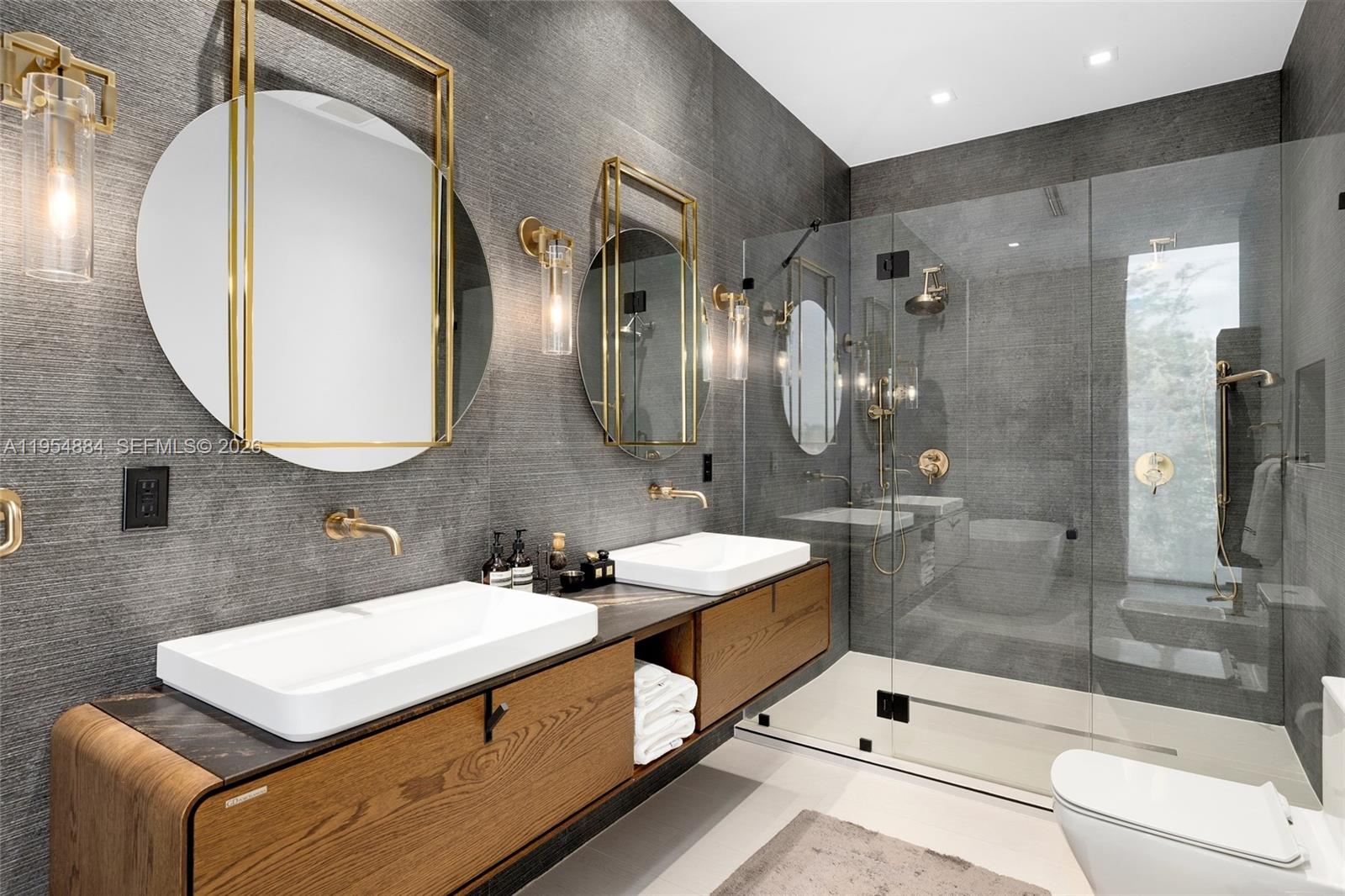 13190 Biscayne Bay Ter North Miami, FL 33181