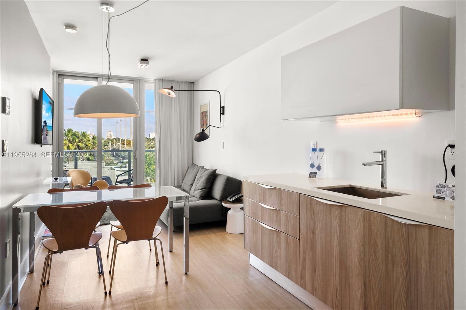 1215 West Ave #408 Miami Beach, FL 33139