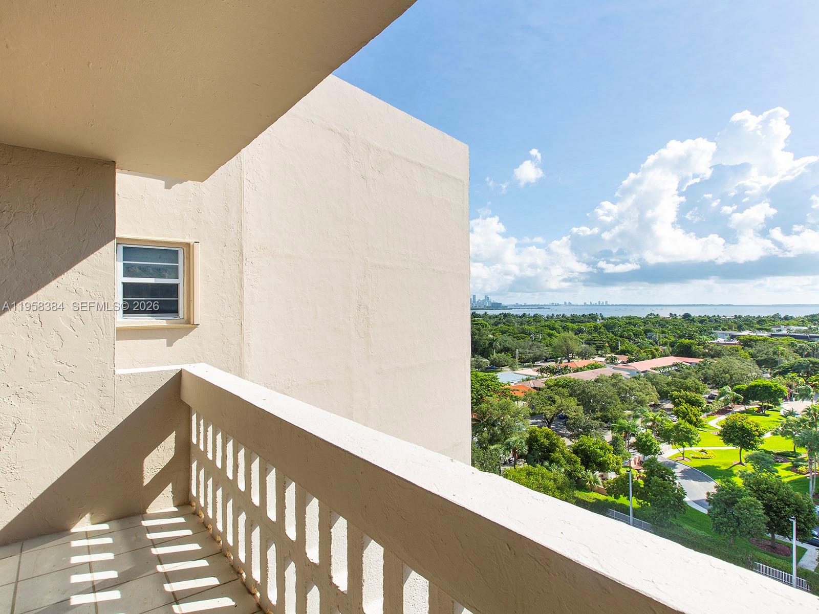 90 Edgewater Dr #1206 Coral Gables, FL 33133