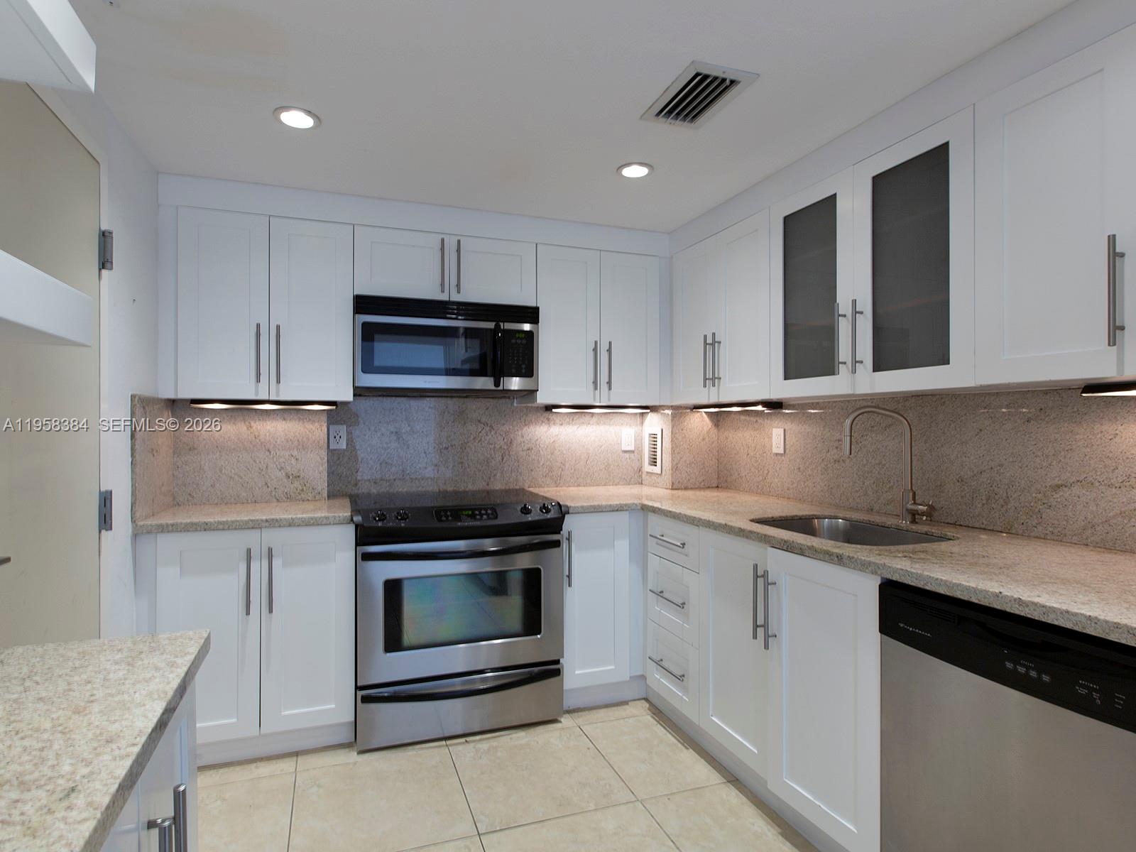 90 Edgewater Dr #1206 Coral Gables, FL 33133